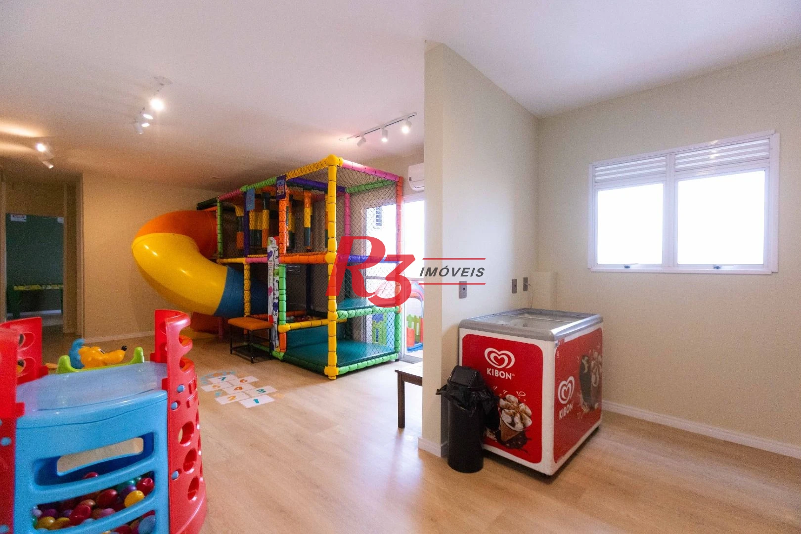 Apartamento à venda, 64 m² por R$ 640.000,00 - Estuário - Santos/SP