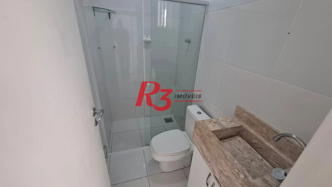 Sobrado com 3 dormitórios, 170 m² - venda por R$ 2.000.000,00 ou aluguel por R$ 13.000,00/mês - Embaré - Santos/SP
