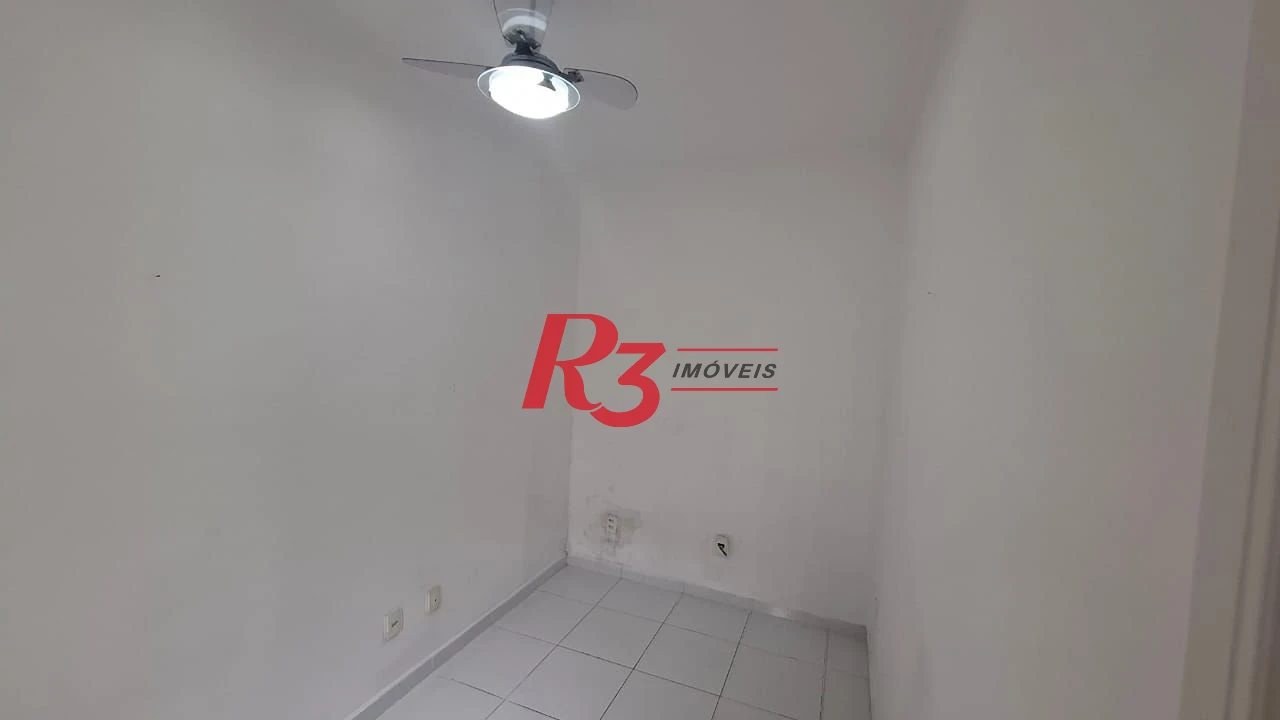 Sobrado com 3 dormitórios, 170 m² - venda por R$ 2.000.000,00 ou aluguel por R$ 13.000,00/mês - Embaré - Santos/SP