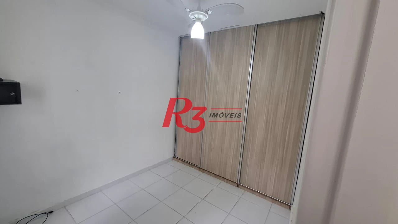 Sobrado com 3 dormitórios, 170 m² - venda por R$ 2.000.000,00 ou aluguel por R$ 13.000,00/mês - Embaré - Santos/SP