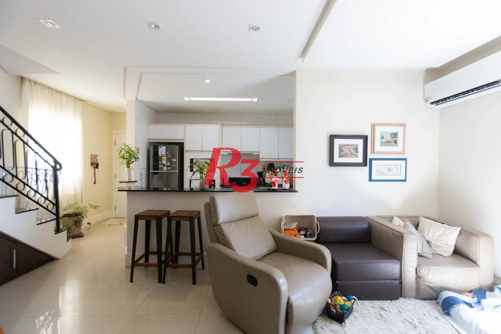 Apartamento Duplex com 2 dormitórios à venda, 175 m² por R$ 1.490.000,00 - Pompéia - Santos/SP