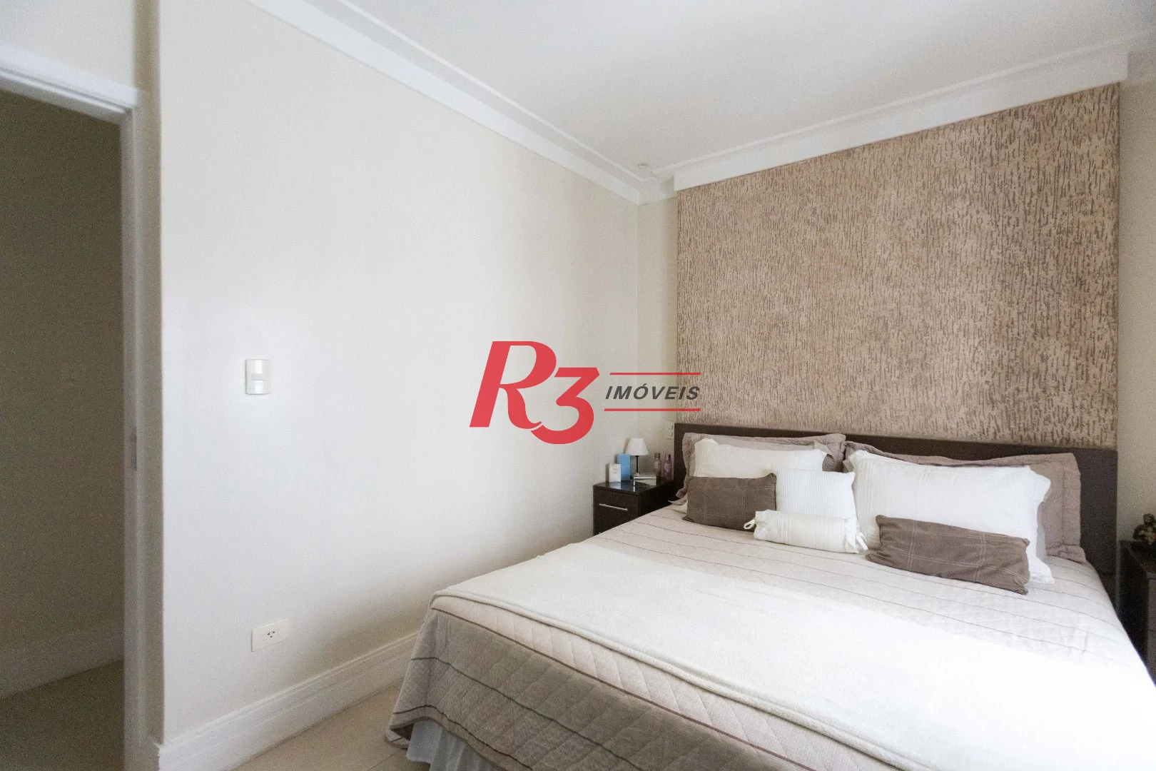 Apartamento Duplex com 2 dormitórios à venda, 175 m² por R$ 1.490.000,00 - Pompéia - Santos/SP