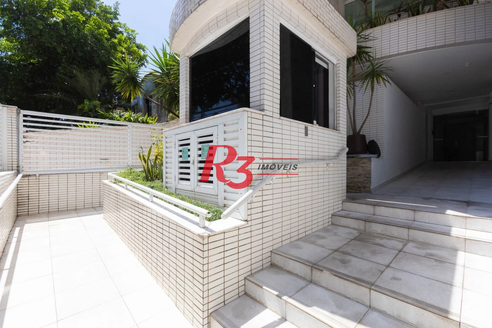 Apartamento Duplex com 2 dormitórios à venda, 175 m² por R$ 1.490.000,00 - Pompéia - Santos/SP