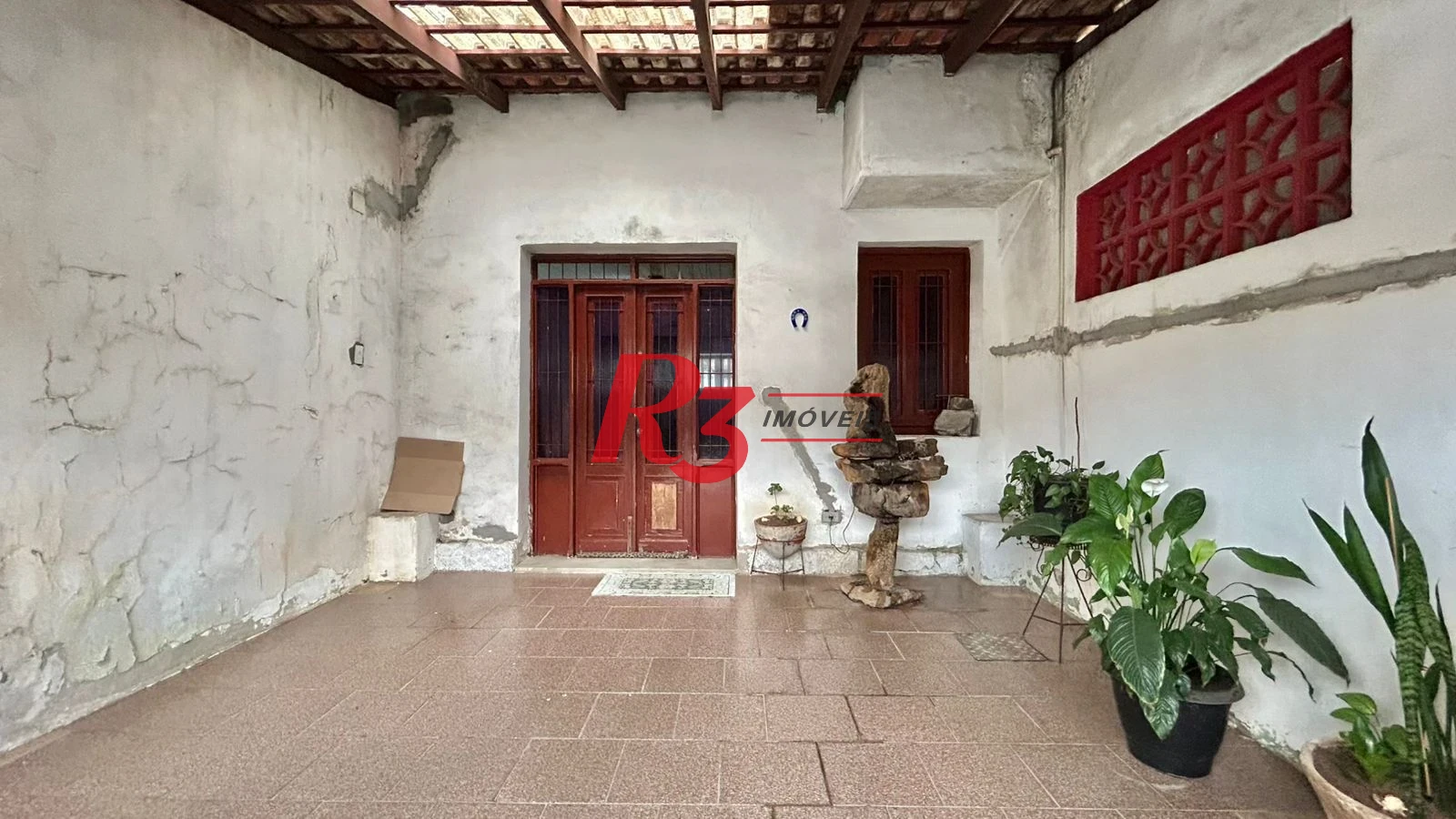 Sobrado com 3 dormitórios à venda, 121 m² por R$ 480.000,00 - Macuco - Santos/SP
