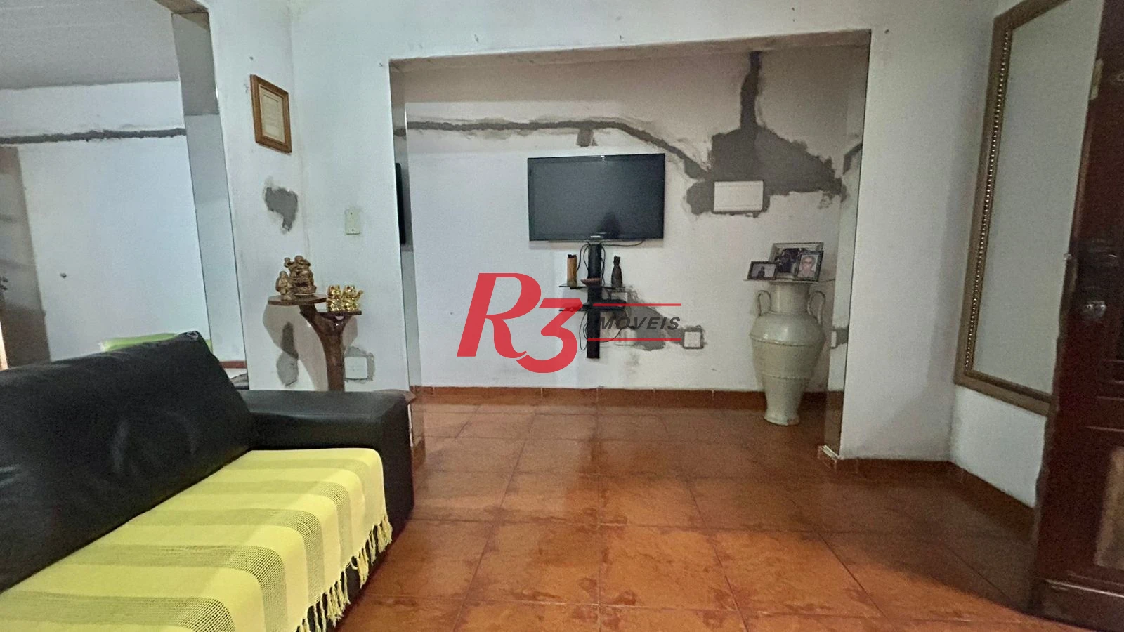 Sobrado com 3 dormitórios à venda, 121 m² por R$ 480.000,00 - Macuco - Santos/SP