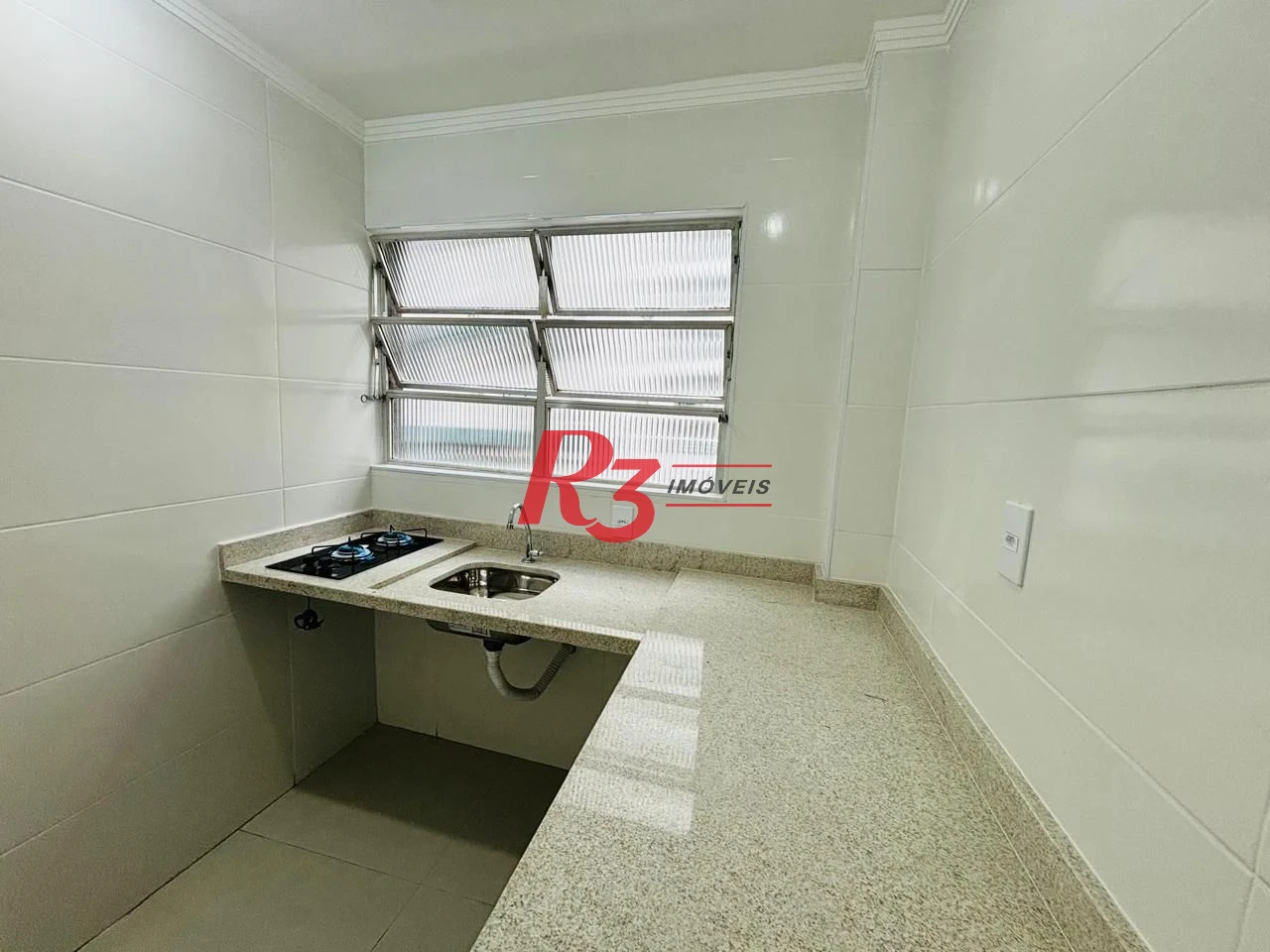Studio à venda, 33 m² por R$ 300.000,00 - Embaré - Santos/SP