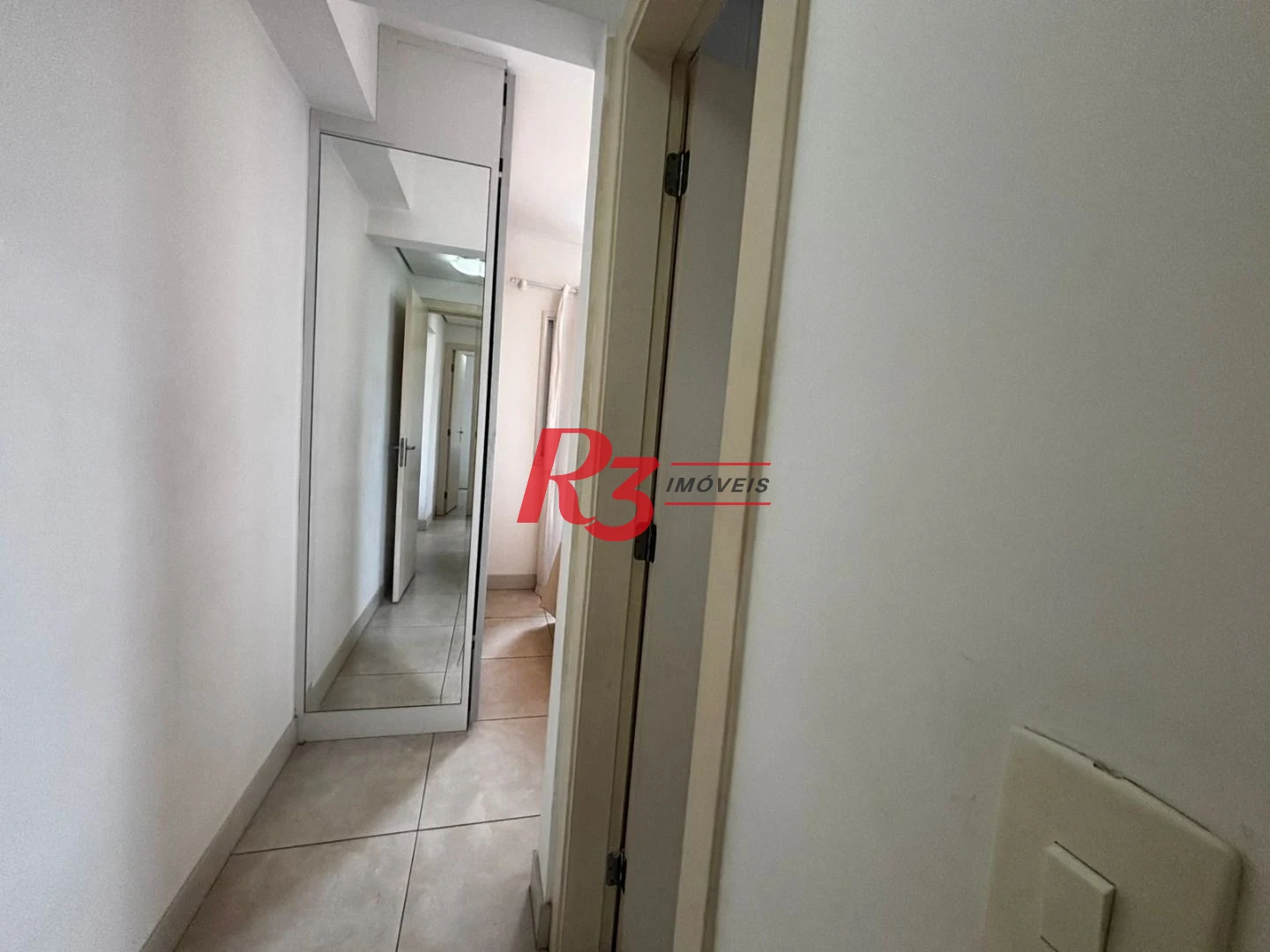 Apartamento com 3 dormitórios à venda, 80 m² por R$ 800.000,00 - Gonzaga - Santos/SP