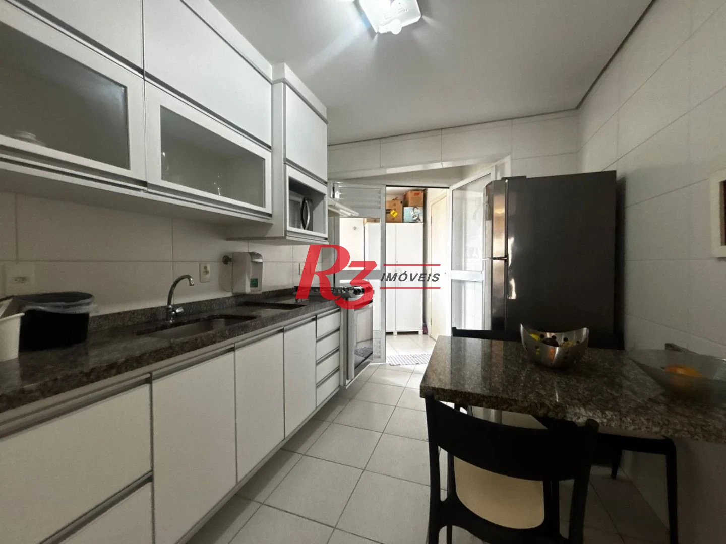 Apartamento com 3 dormitórios à venda, 80 m² por R$ 800.000,00 - Gonzaga - Santos/SP