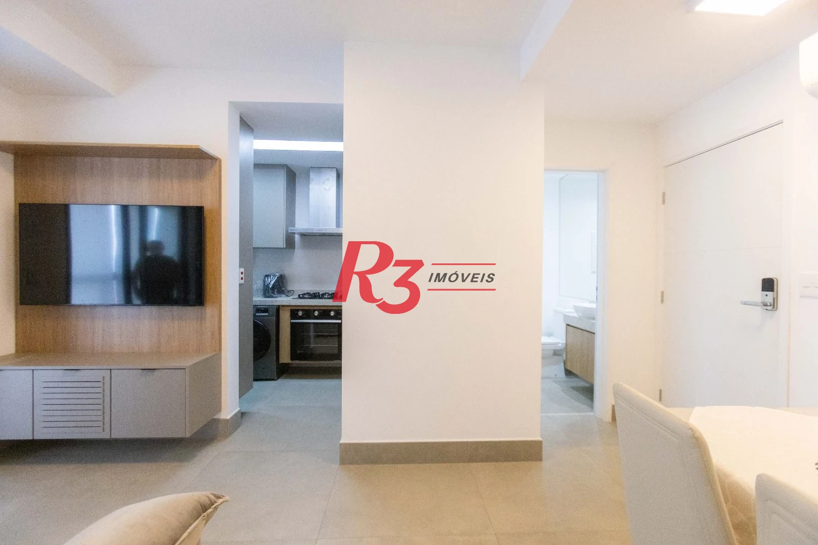 Apartamento com 1 suíte para alugar, 54 m² por R$ 6.100/mês - Boqueirão - Santos/SP