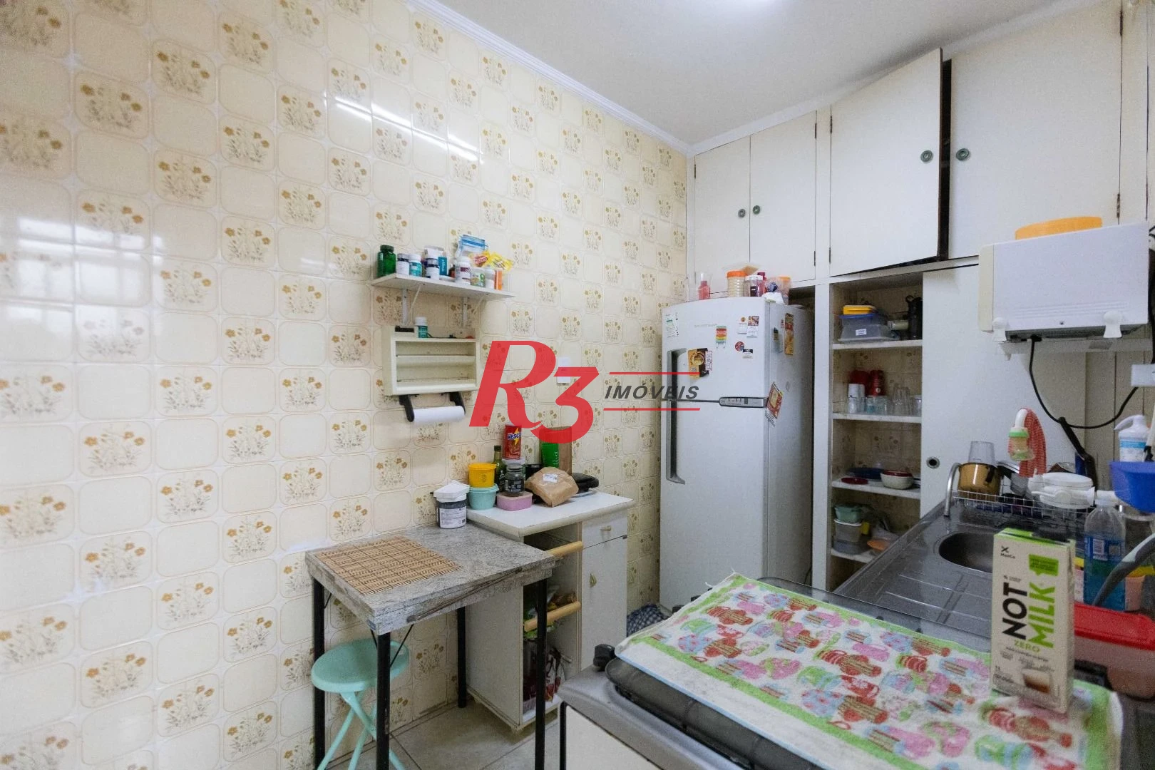 Apartamento com 2 dormitórios à venda, 64 m² por R$ 335.000,00 - Marapé - Santos/SP