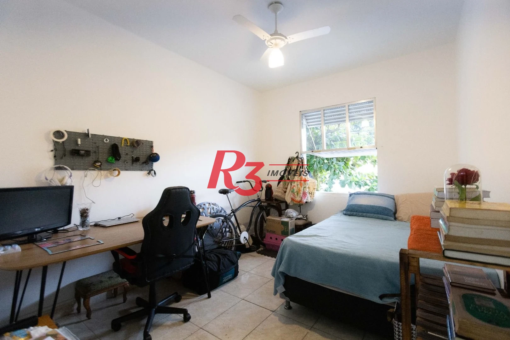 Apartamento com 2 dormitórios à venda, 64 m² por R$ 335.000,00 - Marapé - Santos/SP