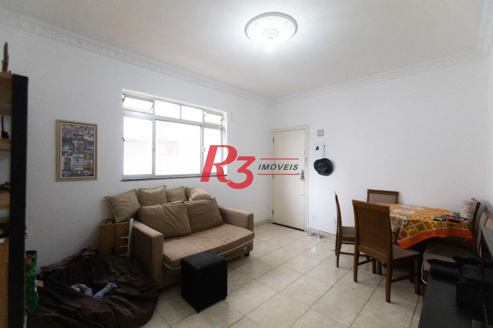Apartamento com 2 dormitórios à venda, 64 m² por R$ 335.000,00 - Marapé - Santos/SP