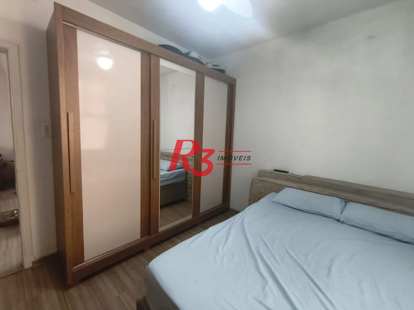 Apartamento com 2 dormitórios à venda, 64 m² por R$ 345.000,00 - Campo Grande - Santos/SP
