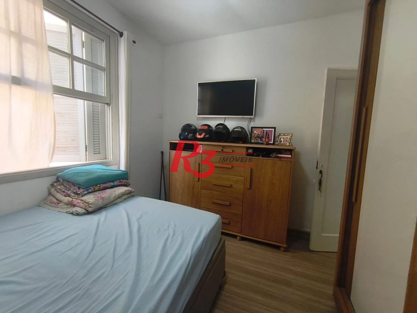 Apartamento com 2 dormitórios à venda, 64 m² por R$ 345.000,00 - Campo Grande - Santos/SP
