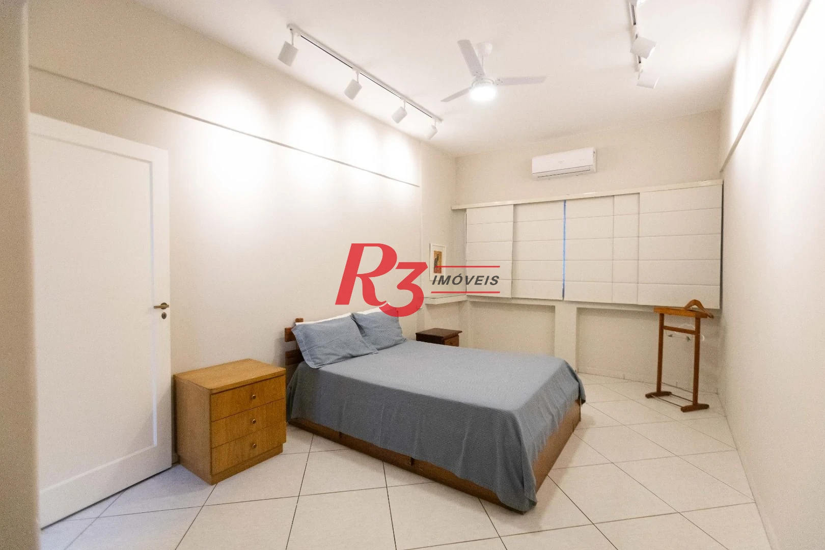 Apartamento com 1 dormitório para alugar, 68 m² por R$ 4.500,02/mês - José Menino - Santos/SP