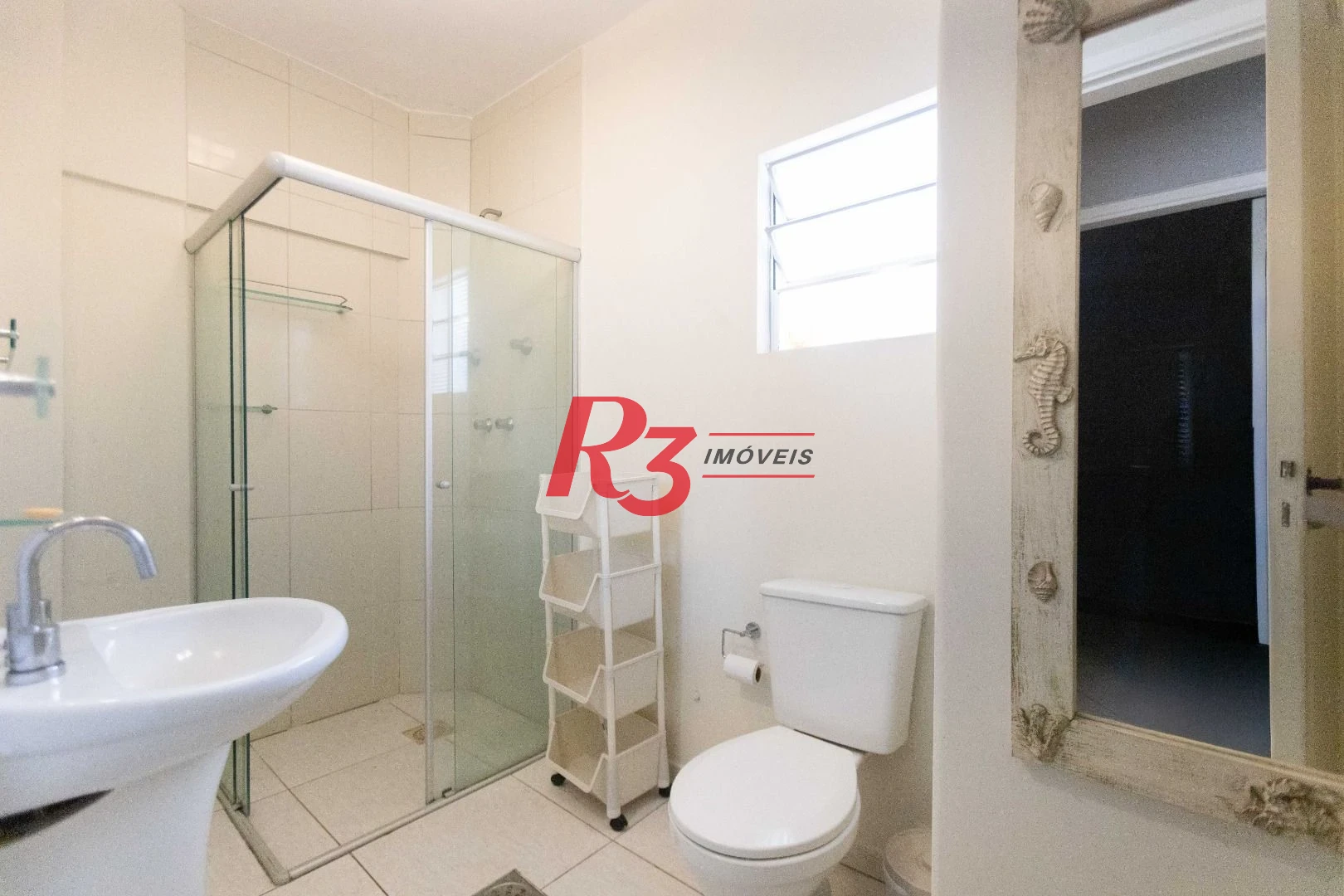 Apartamento com 1 dormitório para alugar, 68 m² por R$ 4.500,02/mês - José Menino - Santos/SP