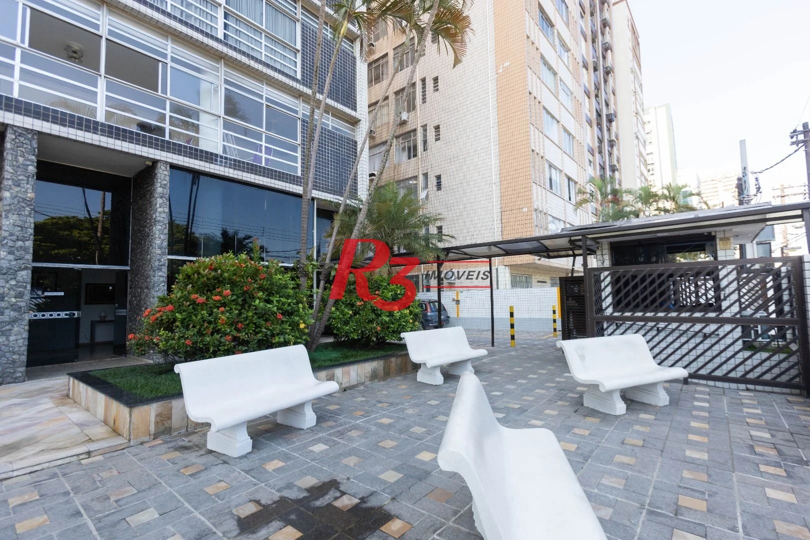 Apartamento com 1 dormitório para alugar, 68 m² por R$ 4.500,02/mês - José Menino - Santos/SP