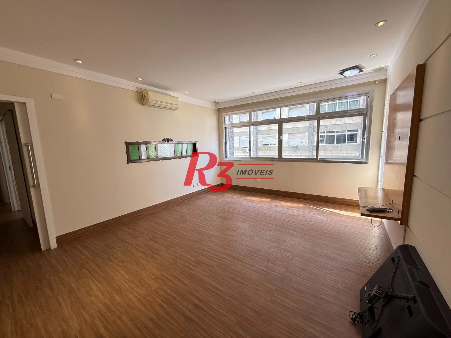 Apartamento para alugar, 124 m² por R$ 5.300,02/mês - Gonzaga - Santos/SP