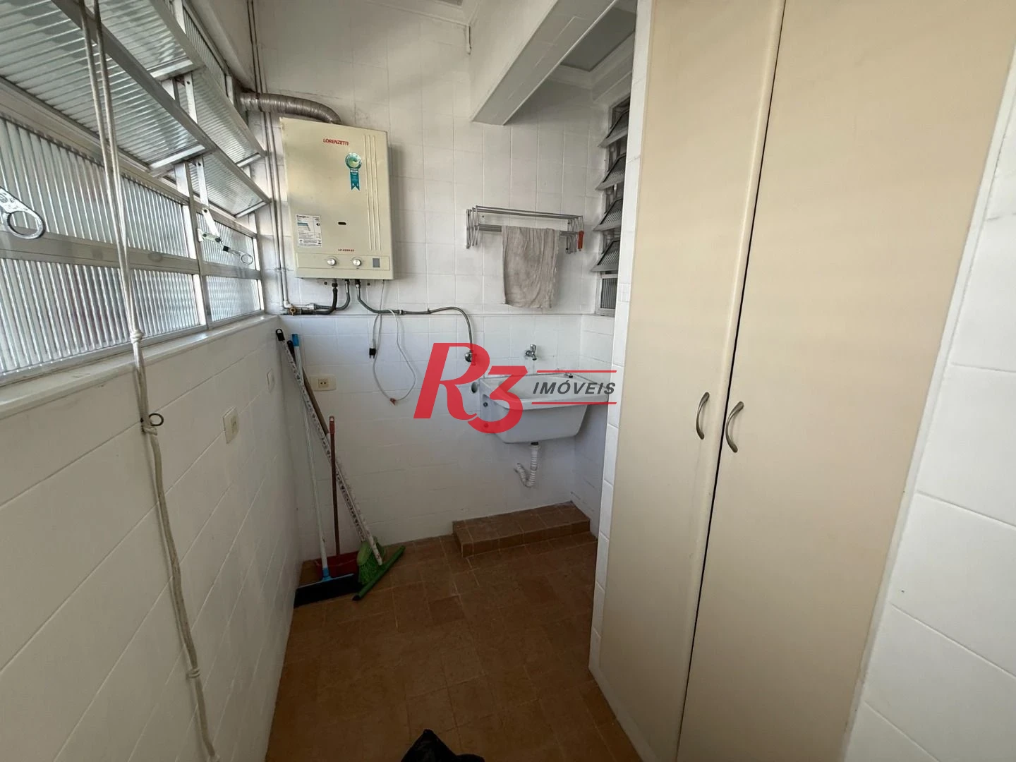 Apartamento para alugar, 124 m² por R$ 5.300,02/mês - Gonzaga - Santos/SP
