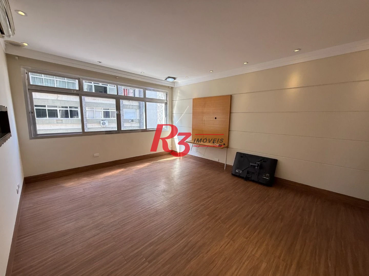 Apartamento para alugar, 124 m² por R$ 5.300,02/mês - Gonzaga - Santos/SP