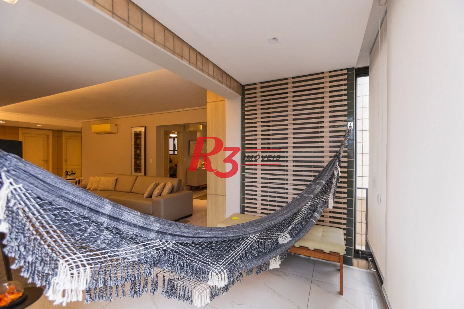 Apartamento com 4 dormitórios à venda, 210 m² por R$ 2.380.000,00 - Embaré - Santos/SP