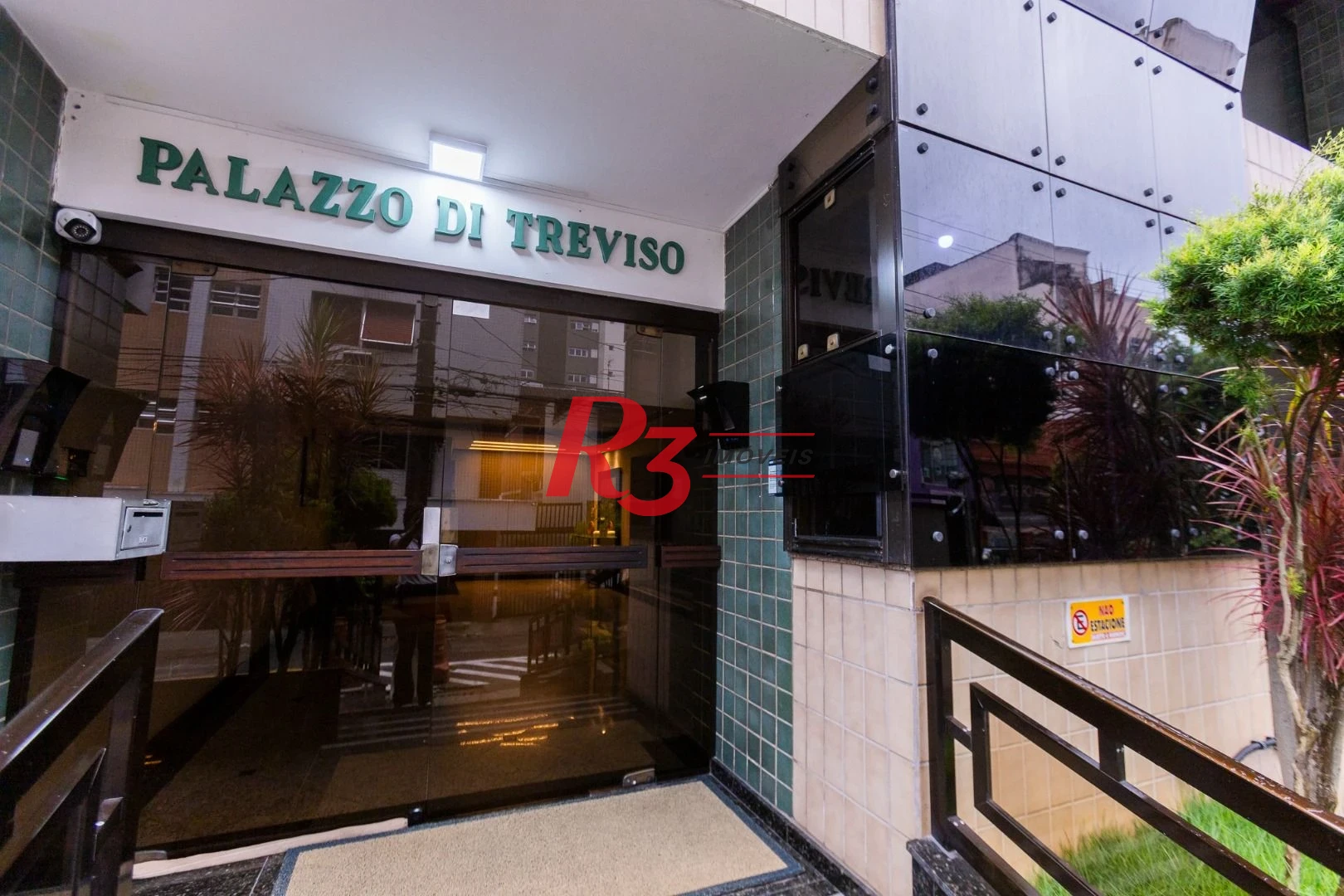 Apartamento com 4 dormitórios à venda, 210 m² por R$ 2.380.000,00 - Embaré - Santos/SP