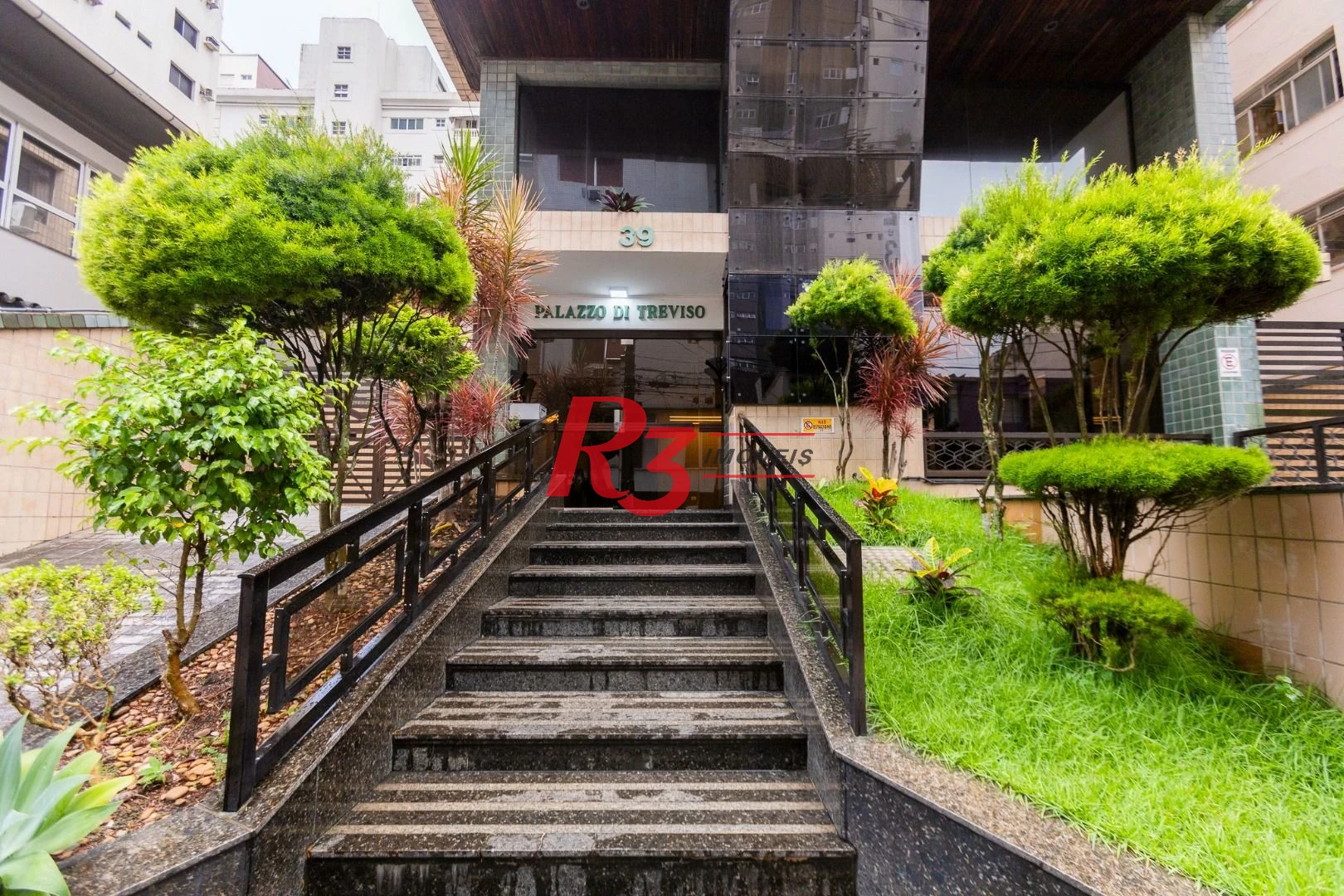 Apartamento com 4 dormitórios à venda, 210 m² por R$ 2.380.000,00 - Embaré - Santos/SP