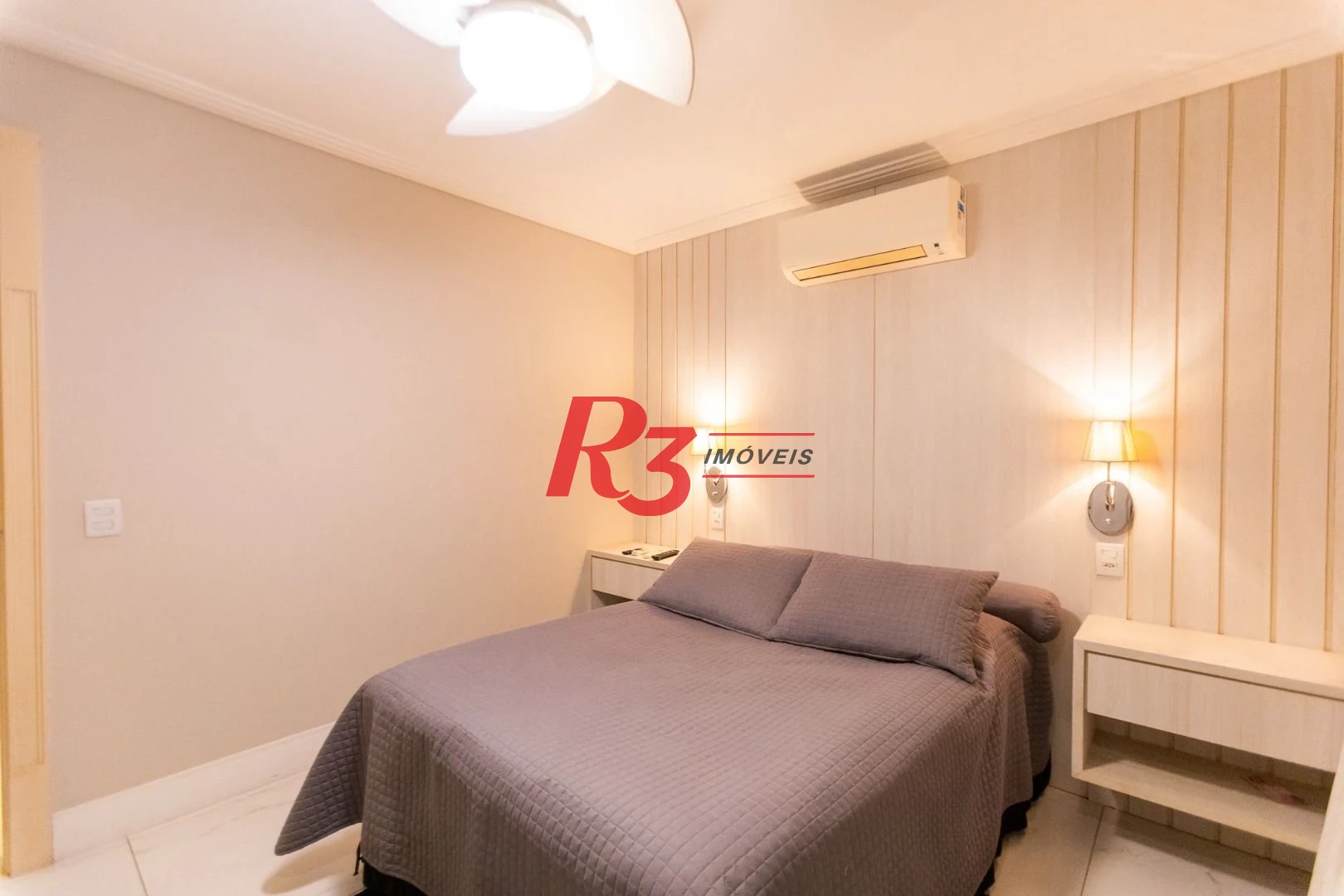 Apartamento com 4 dormitórios à venda, 210 m² por R$ 2.380.000,00 - Embaré - Santos/SP