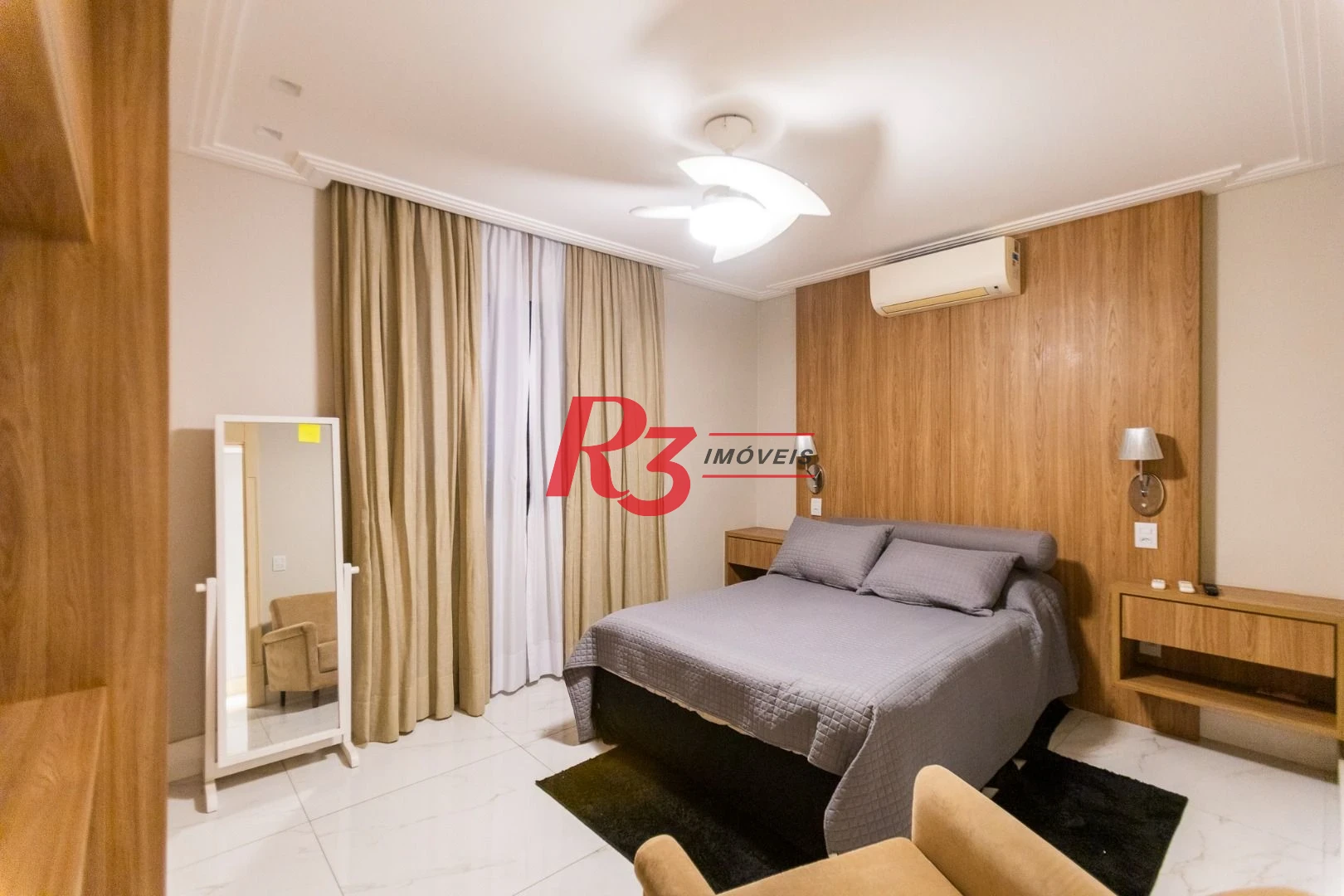 Apartamento com 4 dormitórios à venda, 210 m² por R$ 2.380.000,00 - Embaré - Santos/SP