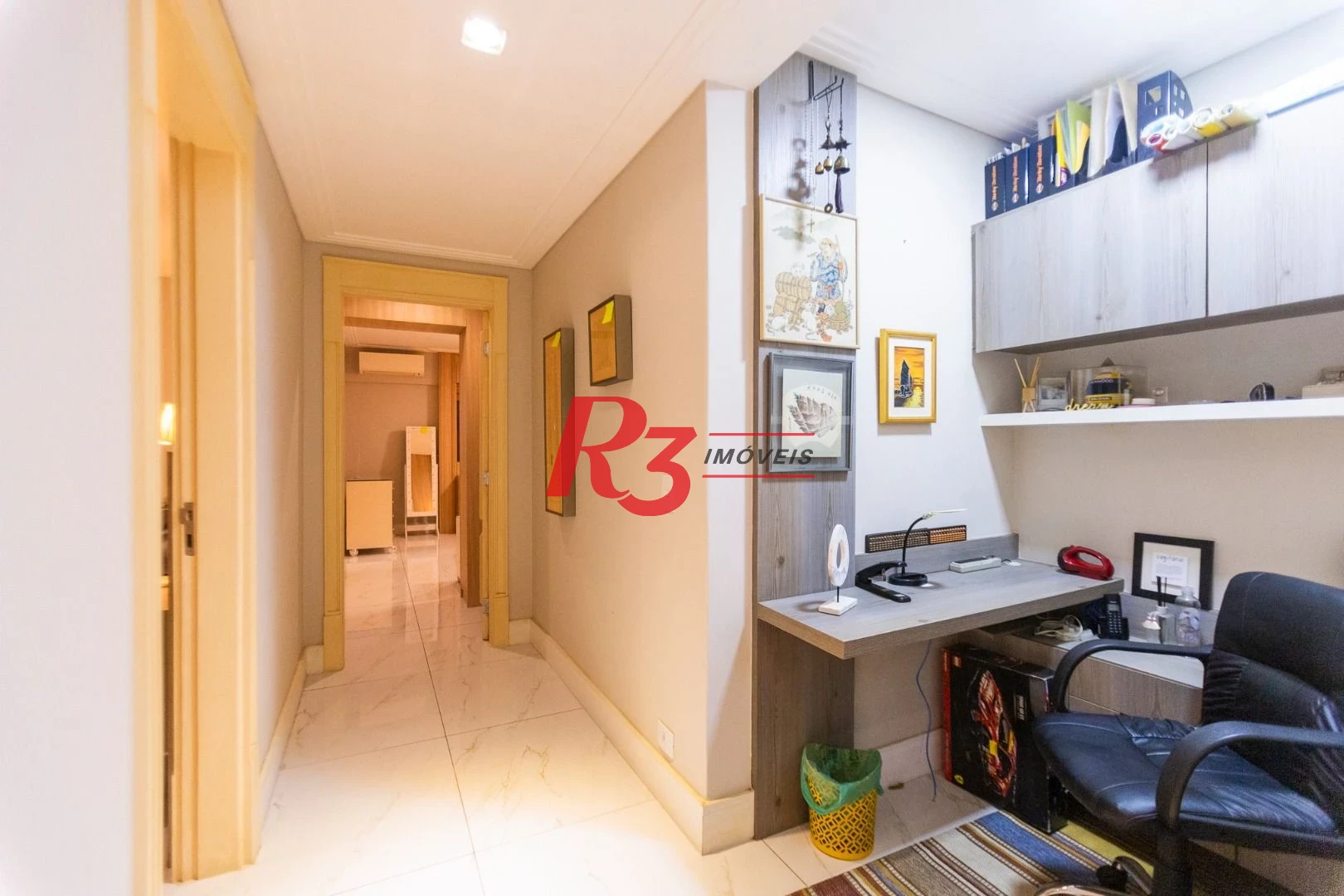 Apartamento com 4 dormitórios à venda, 210 m² por R$ 2.380.000,00 - Embaré - Santos/SP