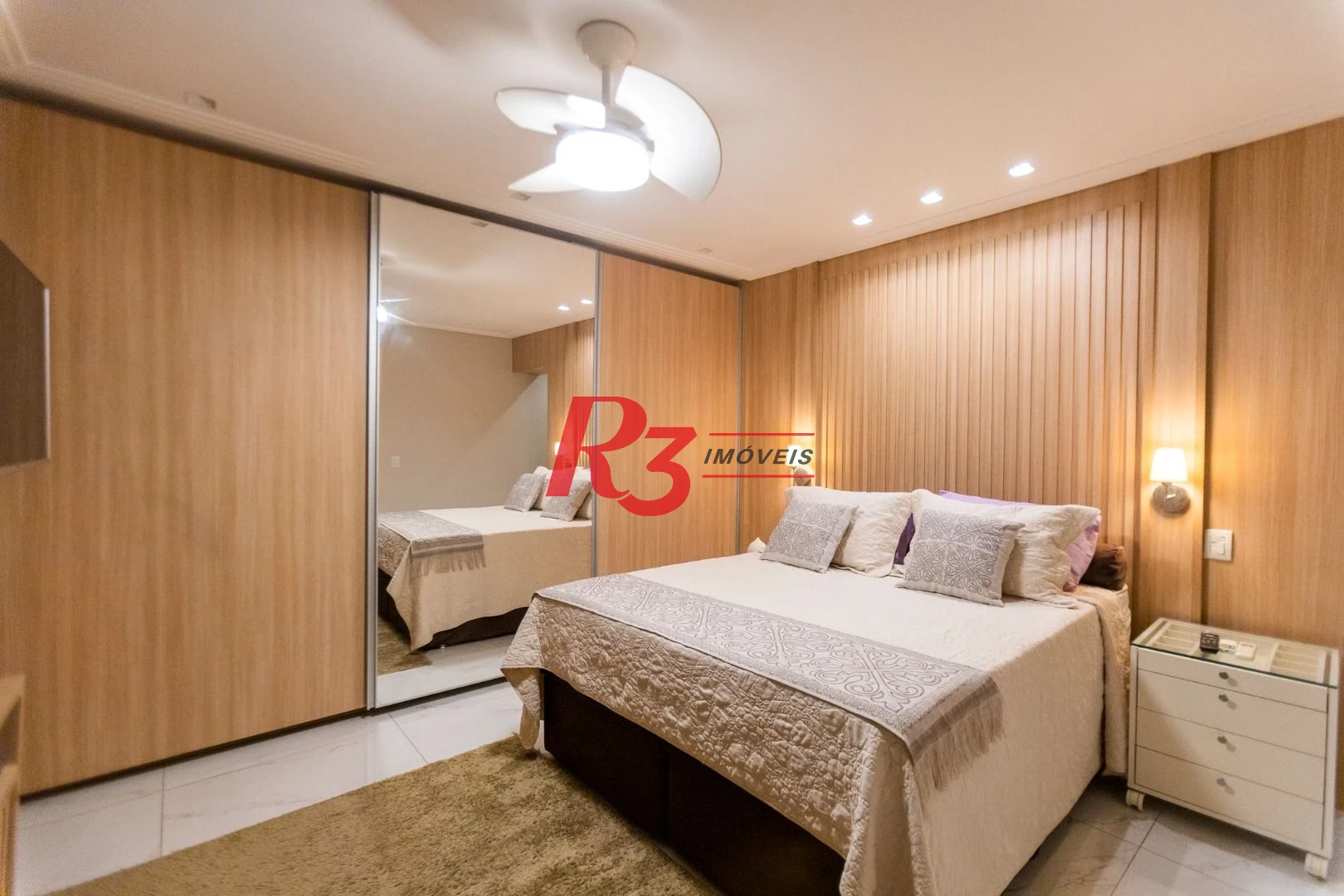 Apartamento com 4 dormitórios à venda, 210 m² por R$ 2.380.000,00 - Embaré - Santos/SP