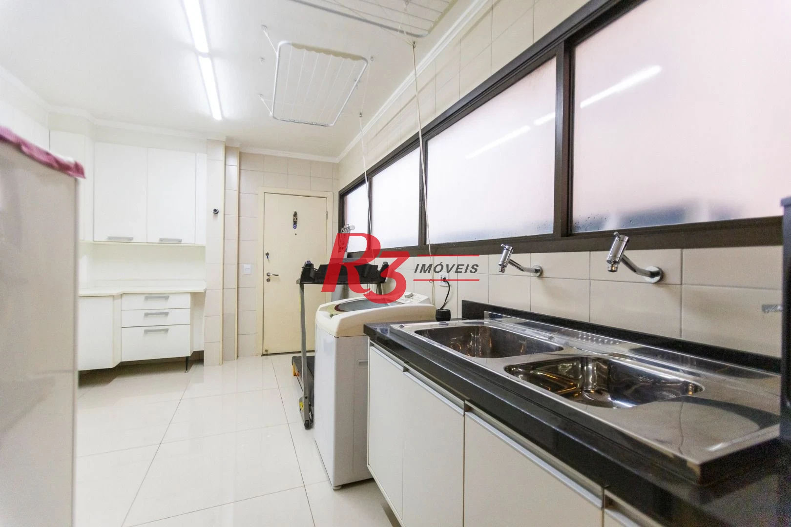 Apartamento com 4 dormitórios à venda, 210 m² por R$ 2.380.000,00 - Embaré - Santos/SP