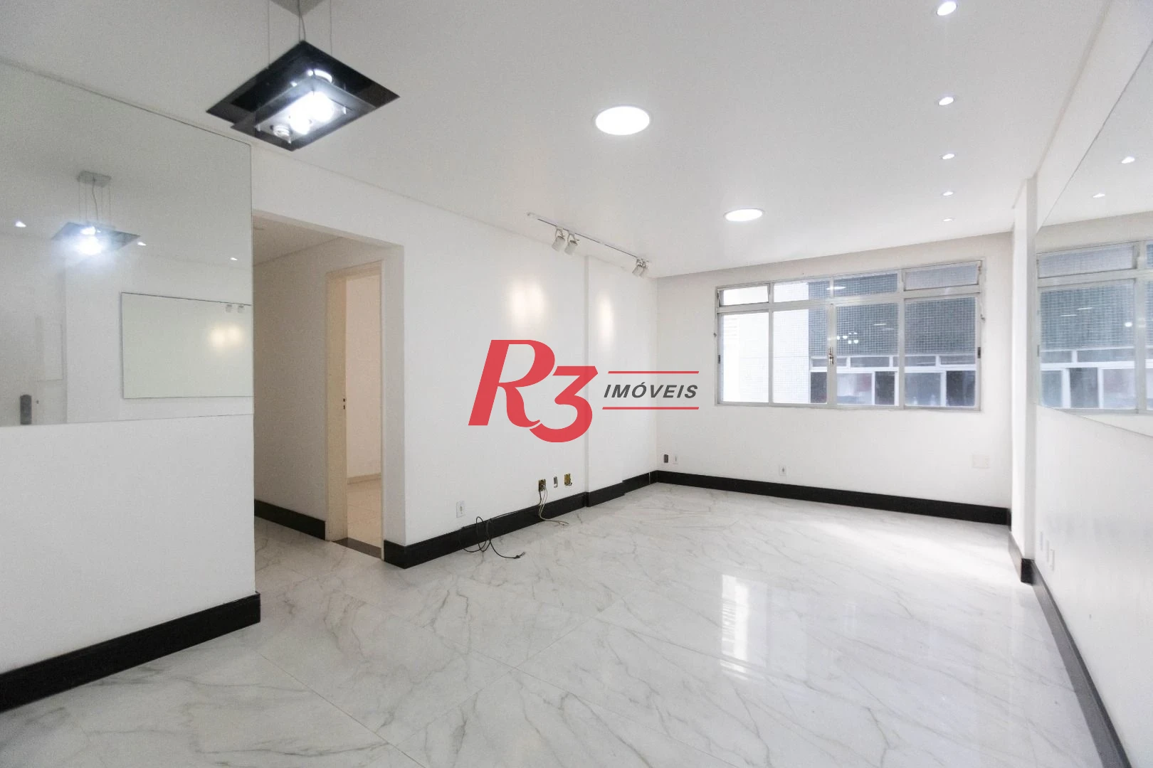 Apartamento com 3 dormitórios à venda, 136 m² por R$ 590.000,00 - José Menino - Santos/SP