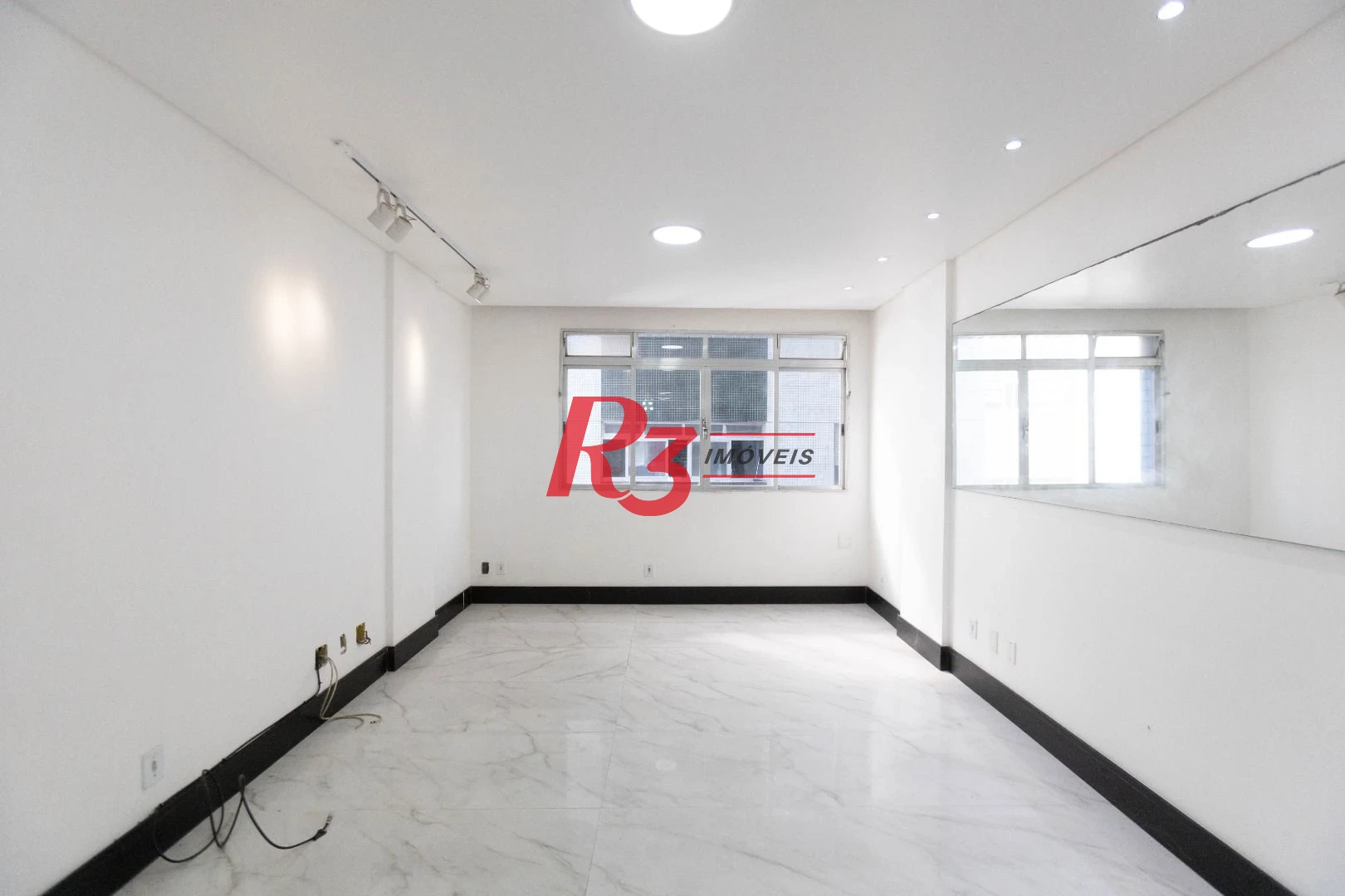 Apartamento com 3 dormitórios à venda, 136 m² por R$ 590.000,00 - José Menino - Santos/SP
