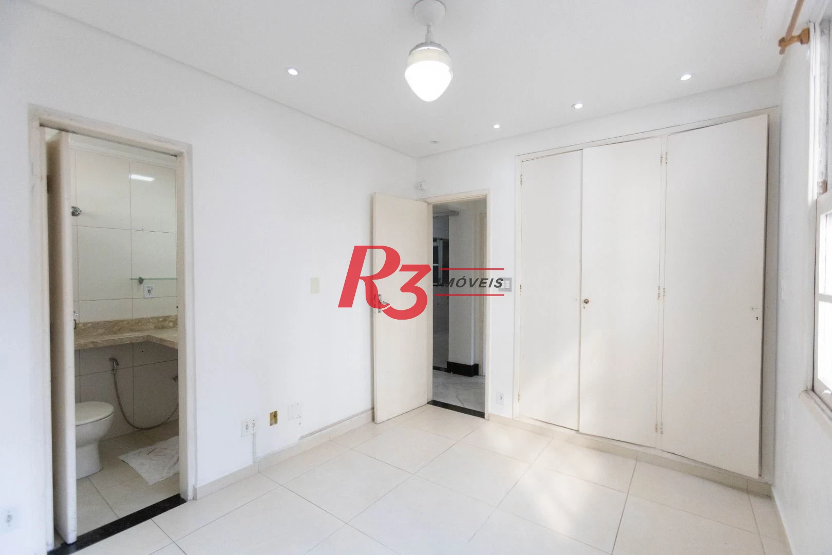 Apartamento com 3 dormitórios à venda, 136 m² por R$ 590.000,00 - José Menino - Santos/SP
