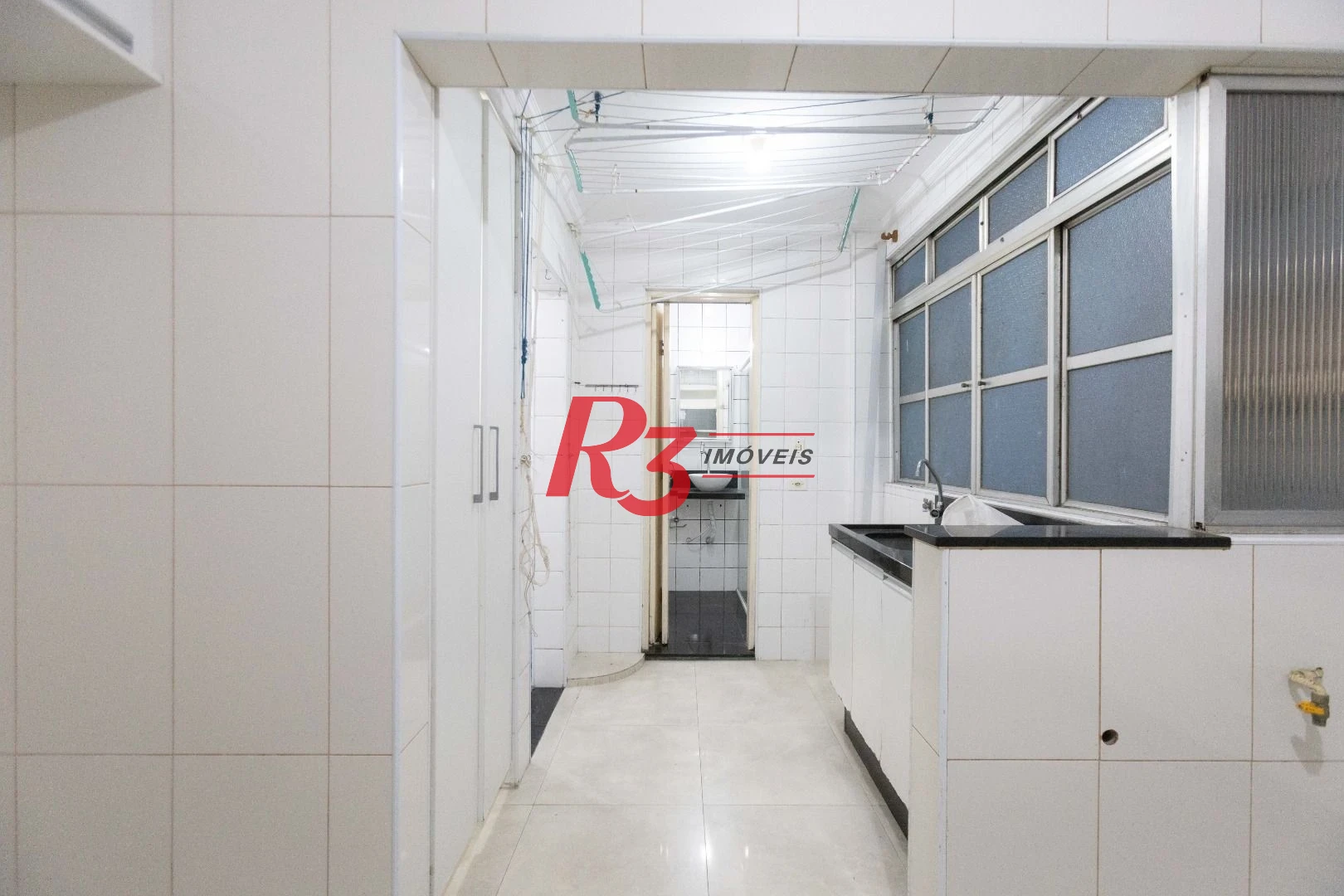 Apartamento com 3 dormitórios à venda, 136 m² por R$ 590.000,00 - José Menino - Santos/SP