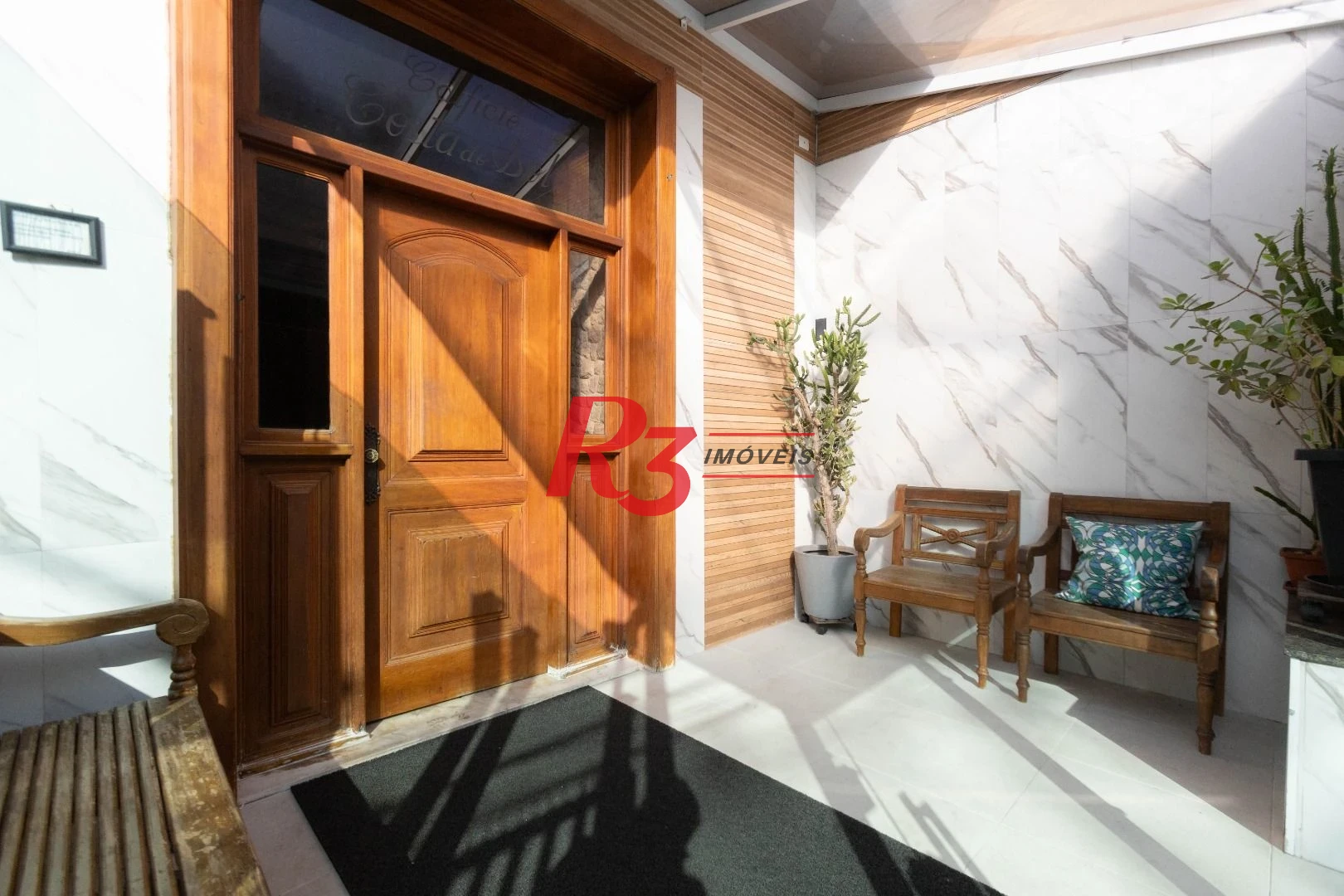 Apartamento com 3 dormitórios à venda, 136 m² por R$ 590.000,00 - José Menino - Santos/SP