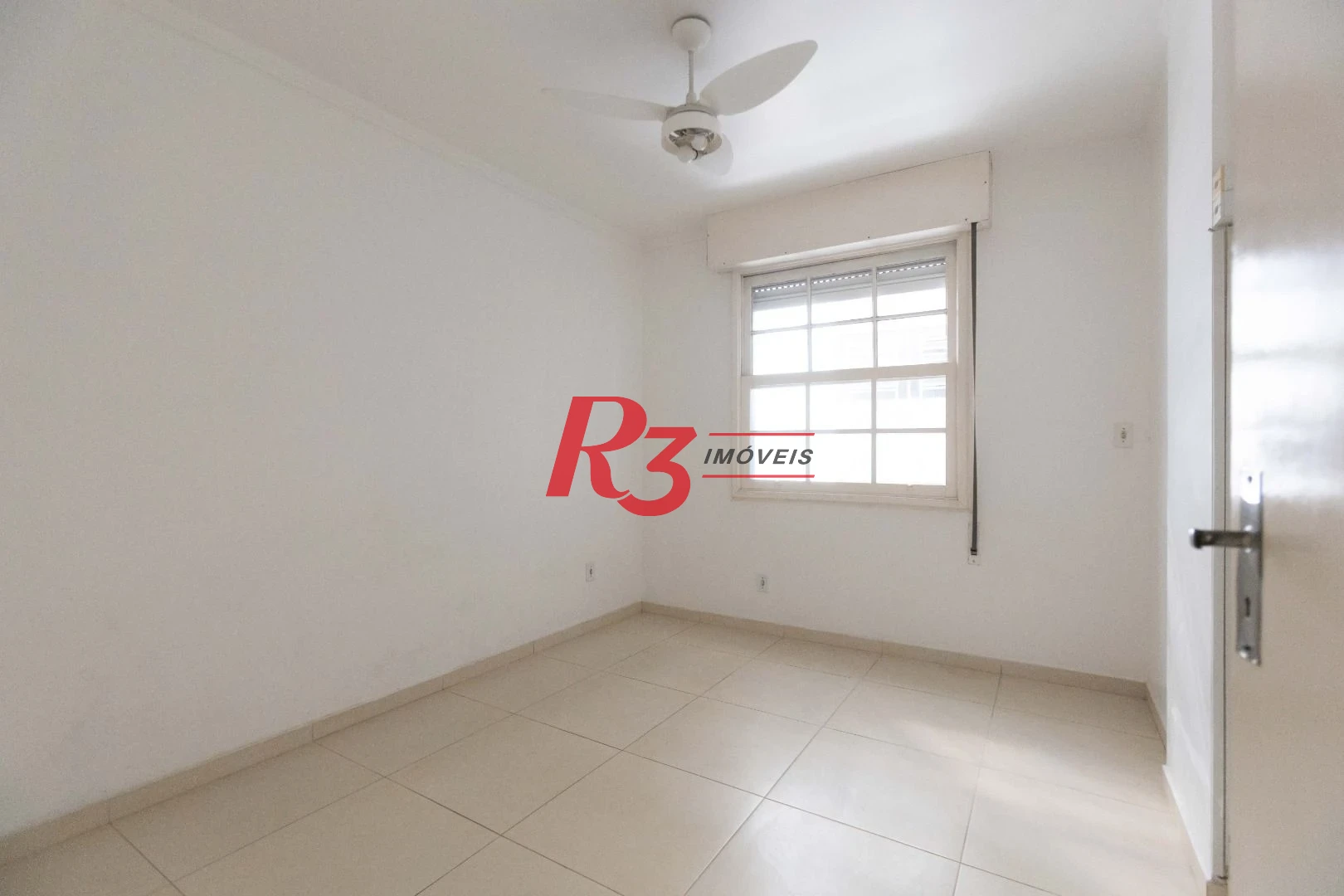 Apartamento com 3 dormitórios à venda, 136 m² por R$ 590.000,00 - José Menino - Santos/SP