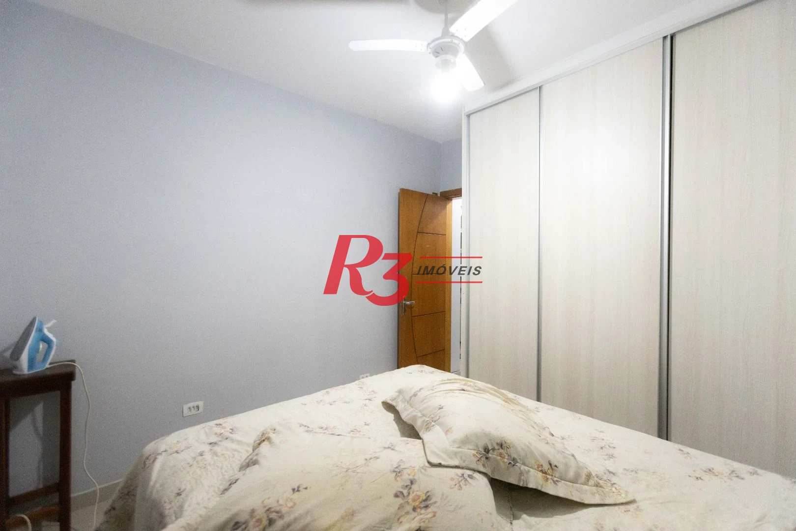 Apartamento com 2 dormitórios à venda, 70 m² por R$ 530.000,00 - Marapé - Santos/SP