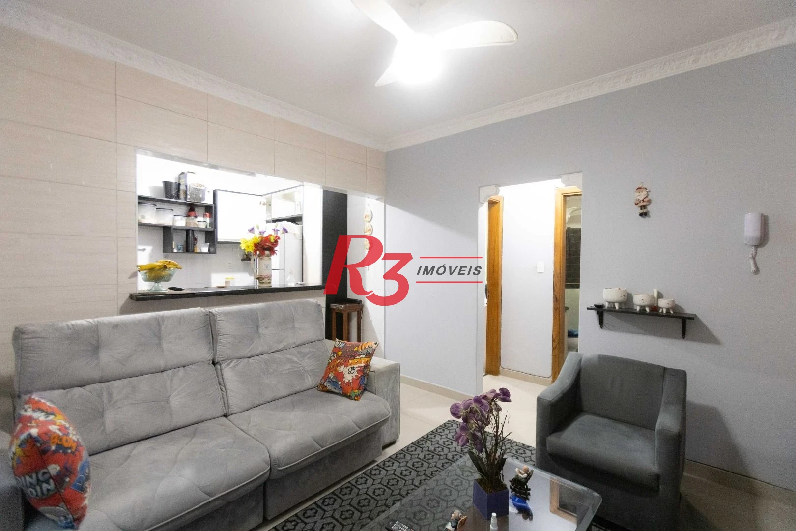 Apartamento com 2 dormitórios à venda, 70 m² por R$ 530.000,00 - Marapé - Santos/SP