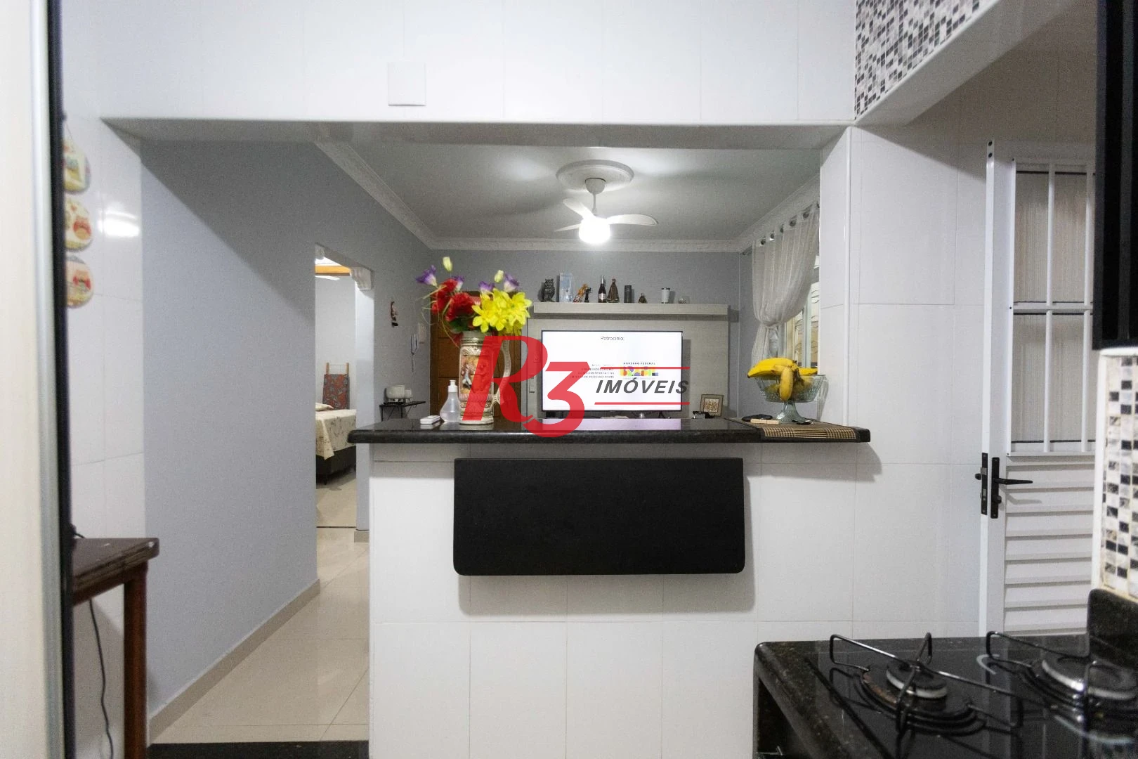 Apartamento com 2 dormitórios à venda, 70 m² por R$ 530.000,00 - Marapé - Santos/SP