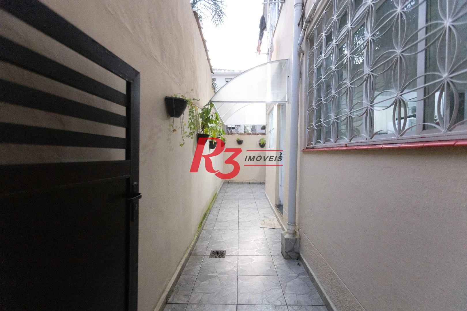 Apartamento com 2 dormitórios à venda, 70 m² por R$ 530.000,00 - Marapé - Santos/SP