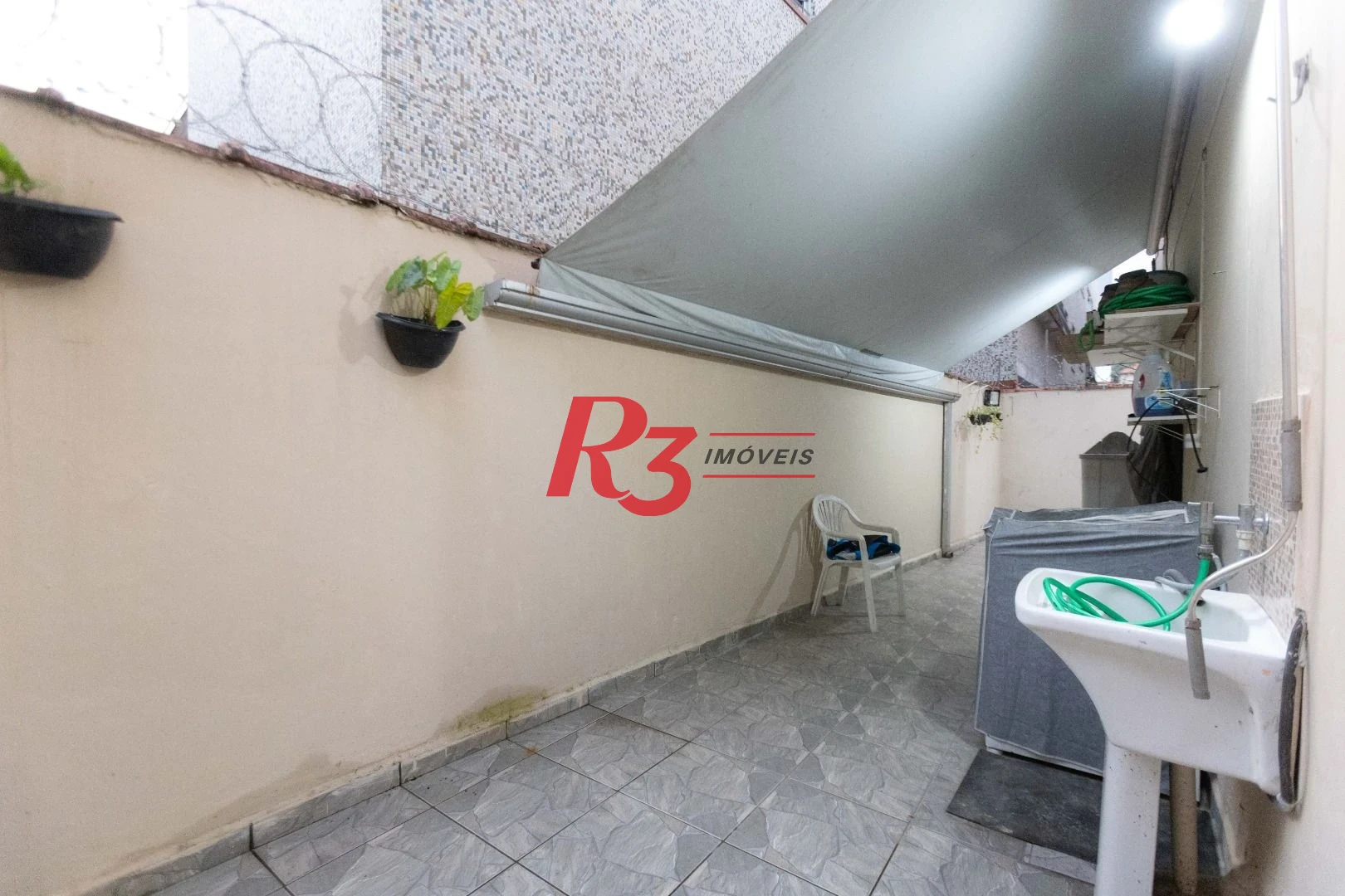 Apartamento com 2 dormitórios à venda, 70 m² por R$ 530.000,00 - Marapé - Santos/SP