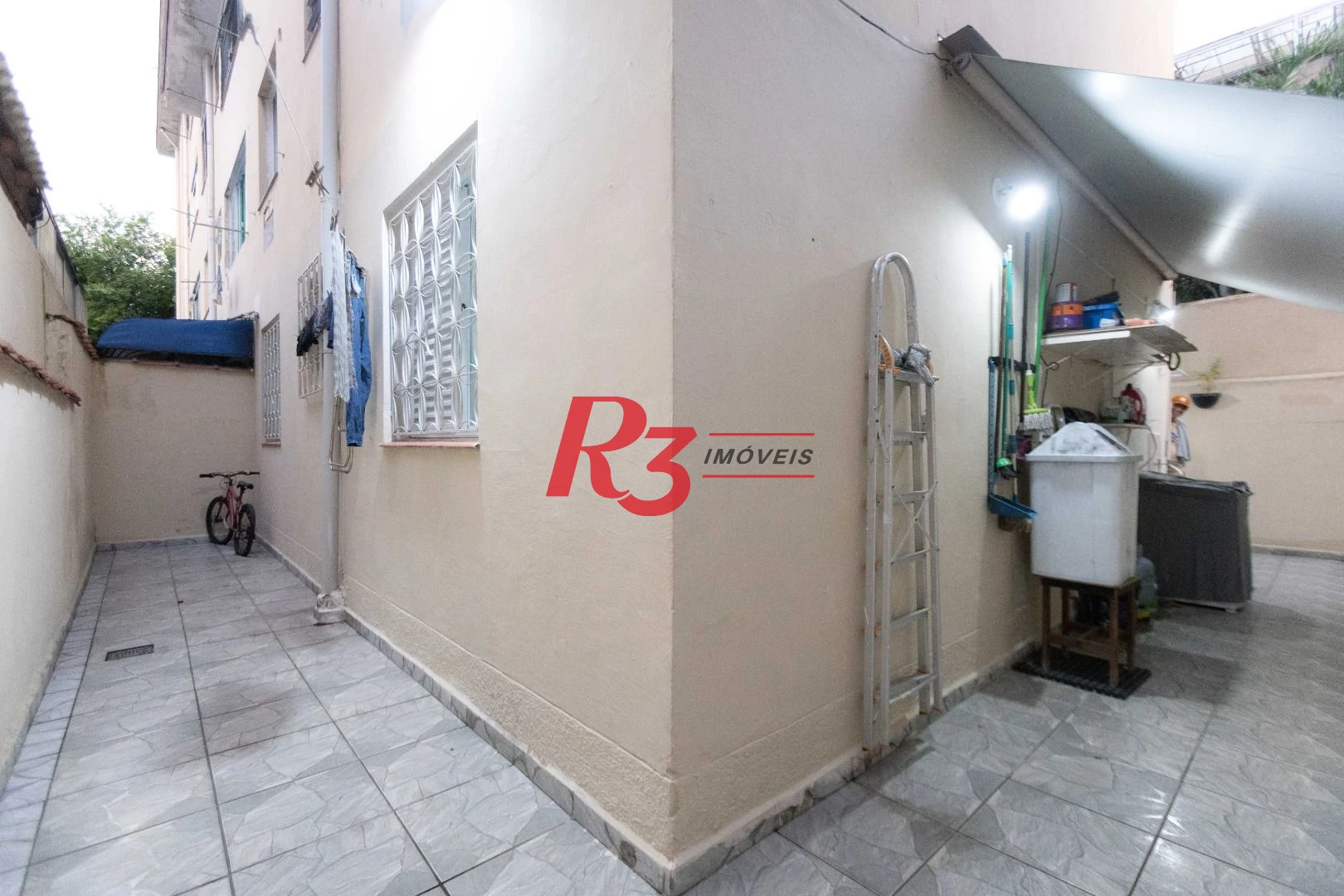 Apartamento com 2 dormitórios à venda, 70 m² por R$ 530.000,00 - Marapé - Santos/SP