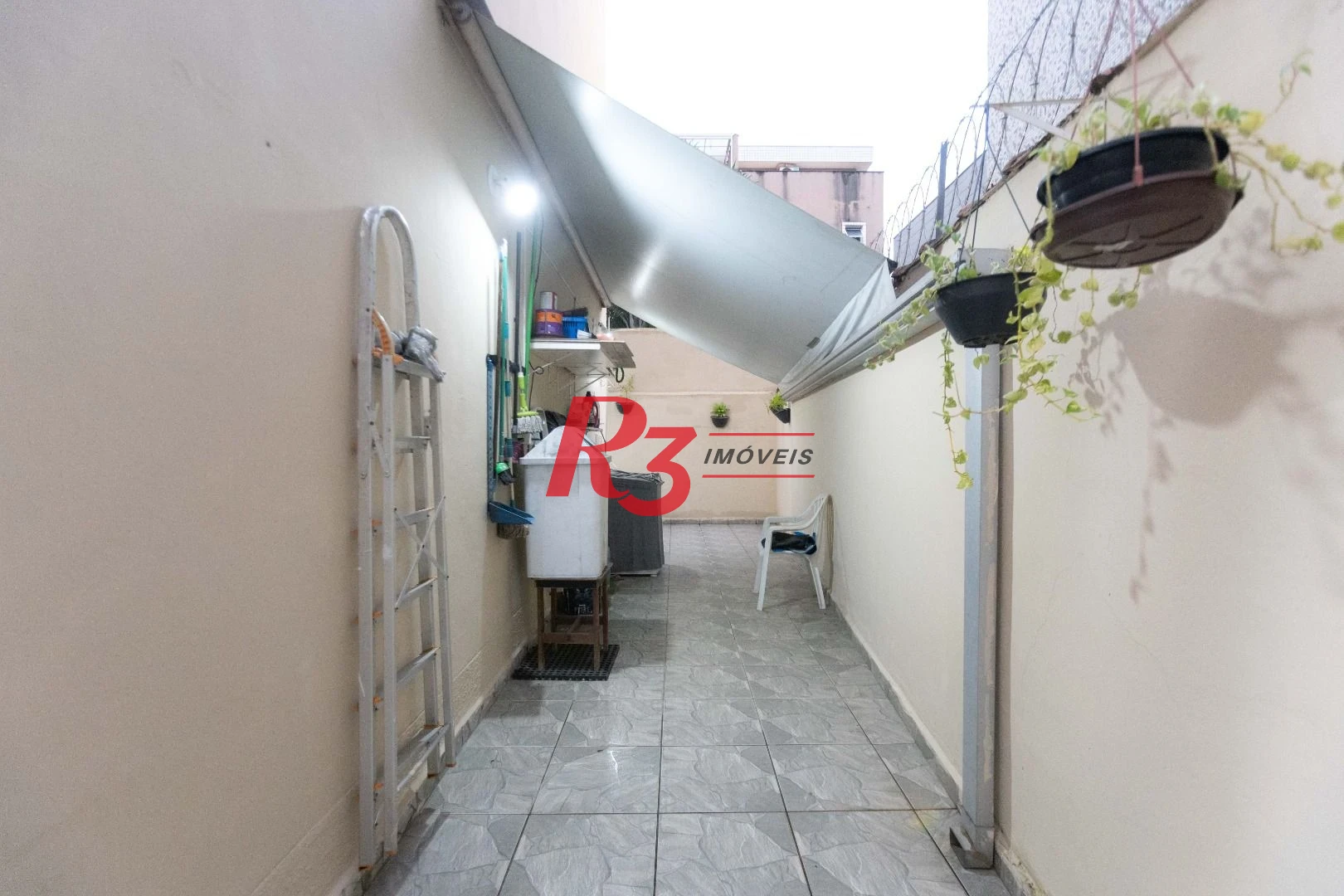 Apartamento com 2 dormitórios à venda, 70 m² por R$ 530.000,00 - Marapé - Santos/SP
