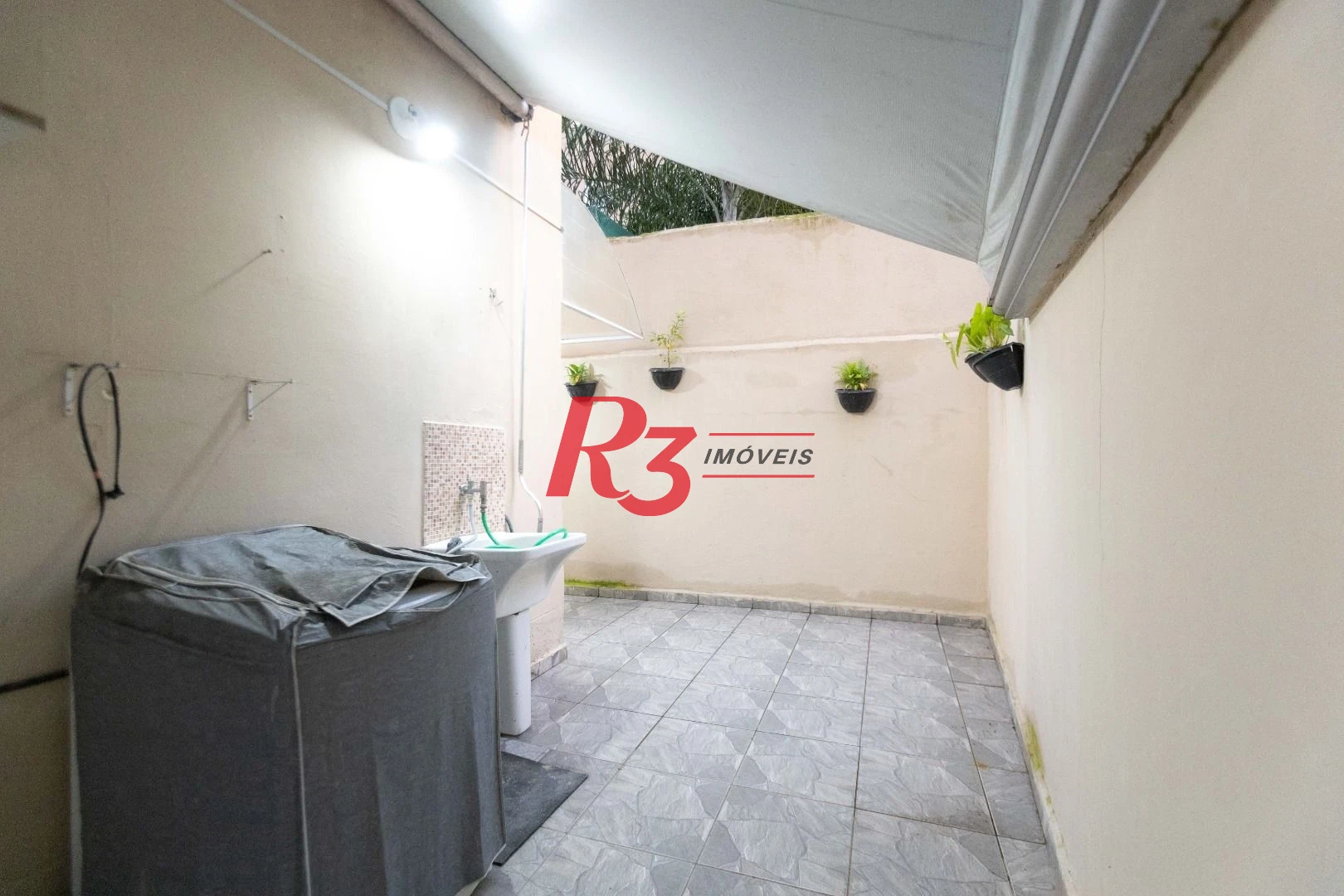 Apartamento com 2 dormitórios à venda, 70 m² por R$ 530.000,00 - Marapé - Santos/SP