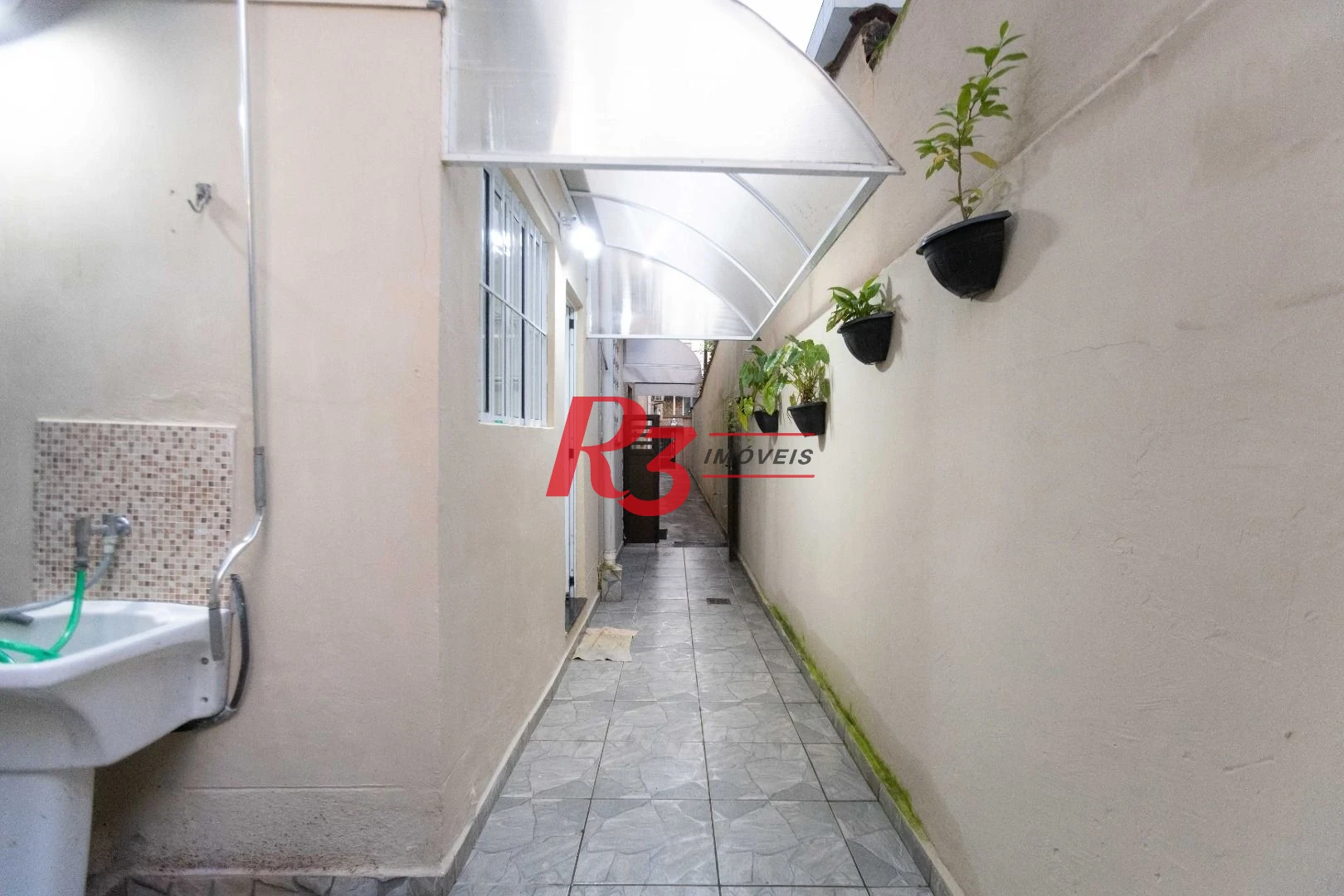 Apartamento com 2 dormitórios à venda, 70 m² por R$ 530.000,00 - Marapé - Santos/SP