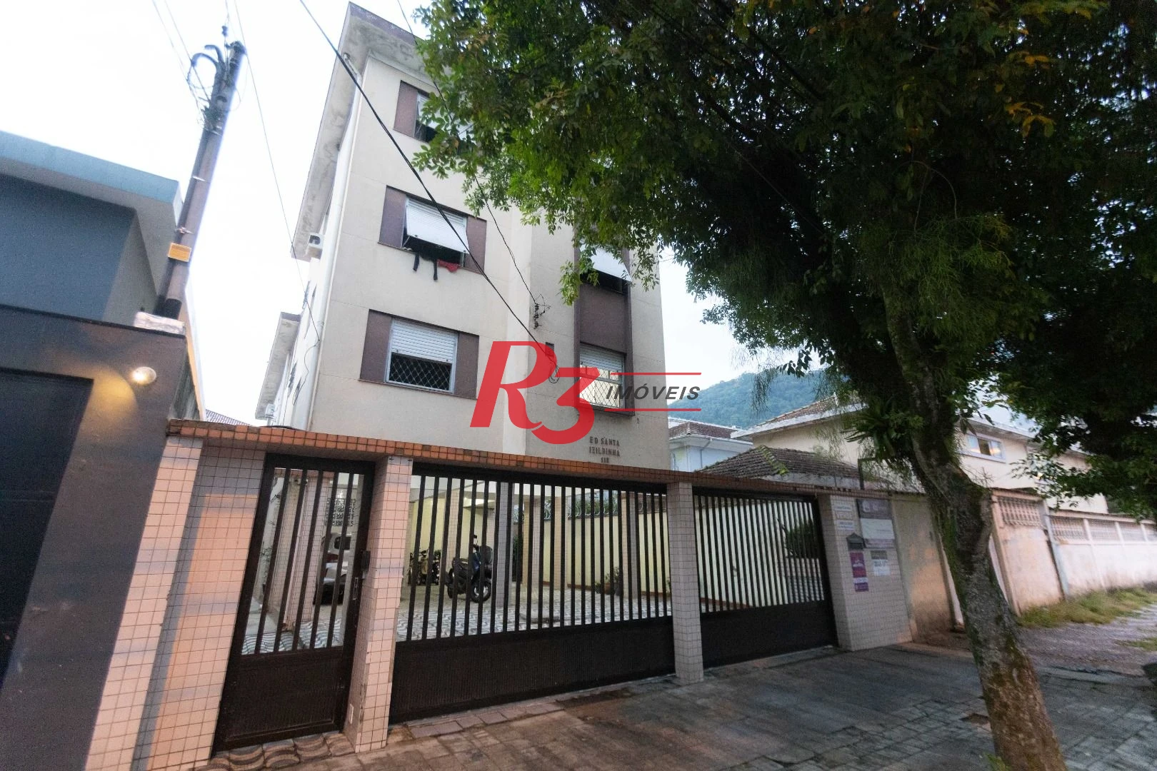 Apartamento com 2 dormitórios à venda, 70 m² por R$ 530.000,00 - Marapé - Santos/SP