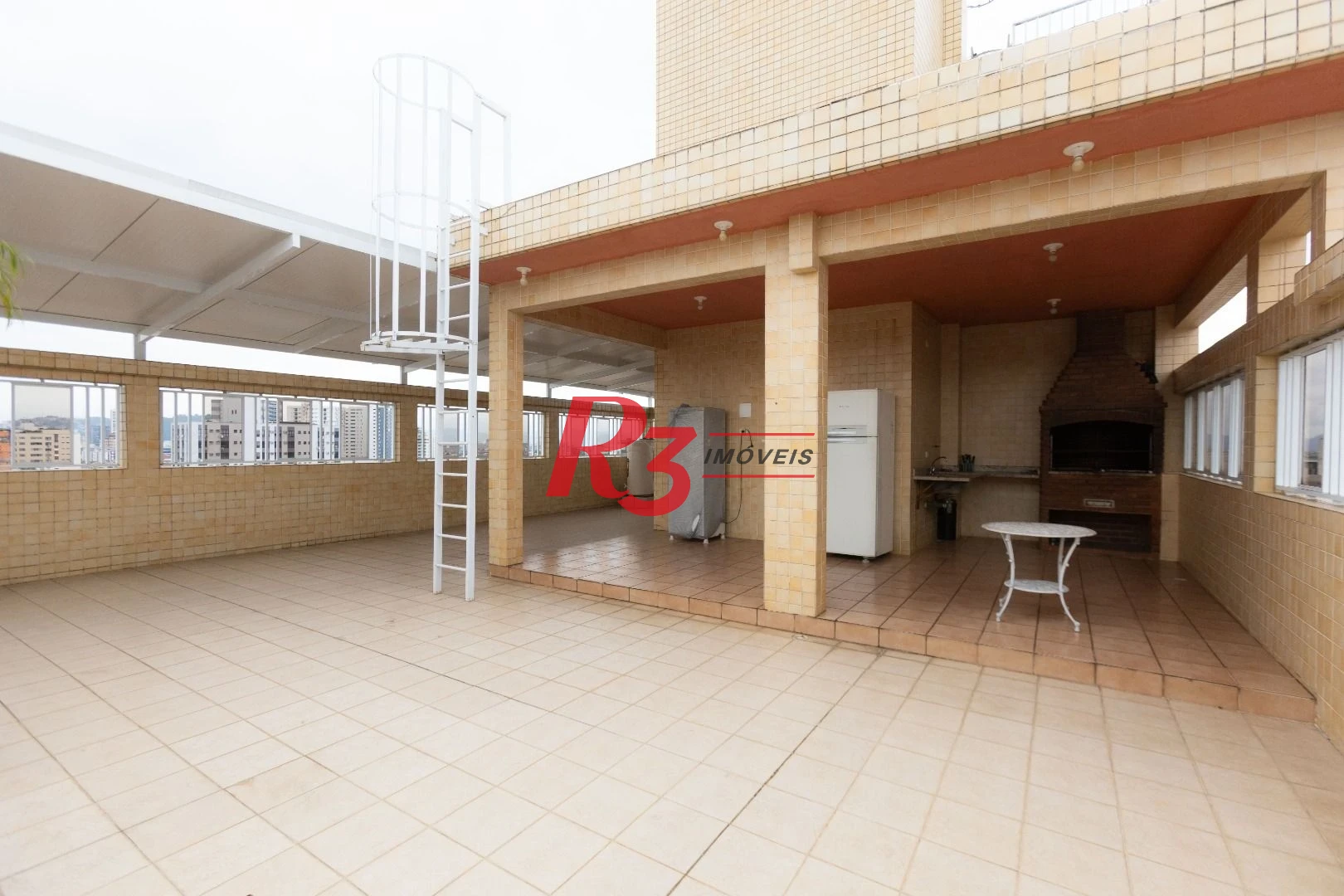 Apartamento com 2 dormitórios à venda, 90 m² por R$ 700.000,00 - Embaré - Santos/SP
