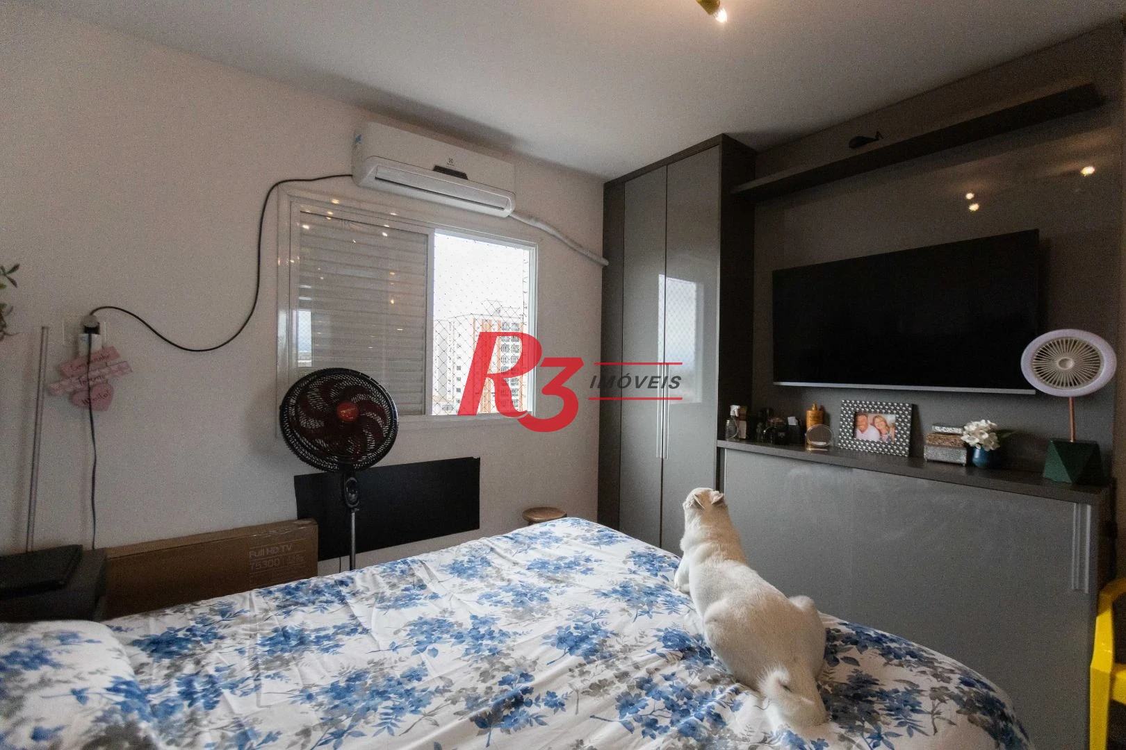 Apartamento com 2 dormitórios à venda, 90 m² por R$ 700.000,00 - Embaré - Santos/SP